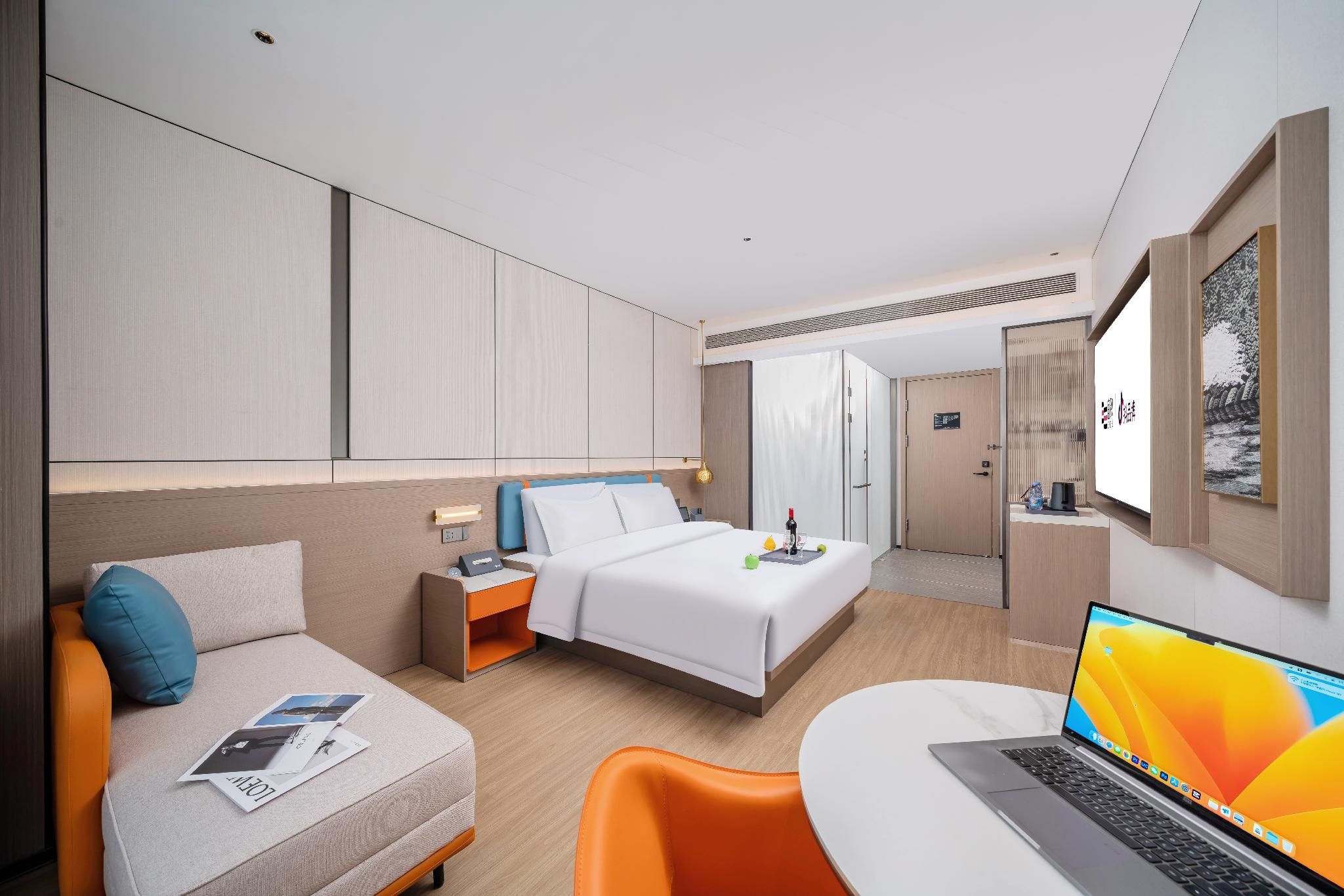 WH - Deluxe Bed Room