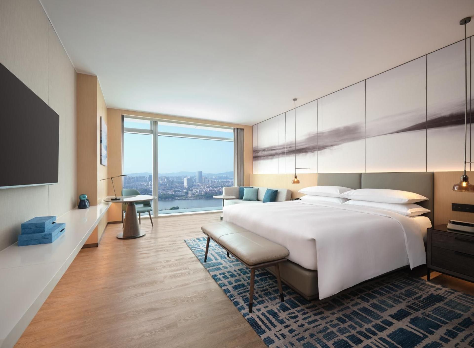 Premium King Room