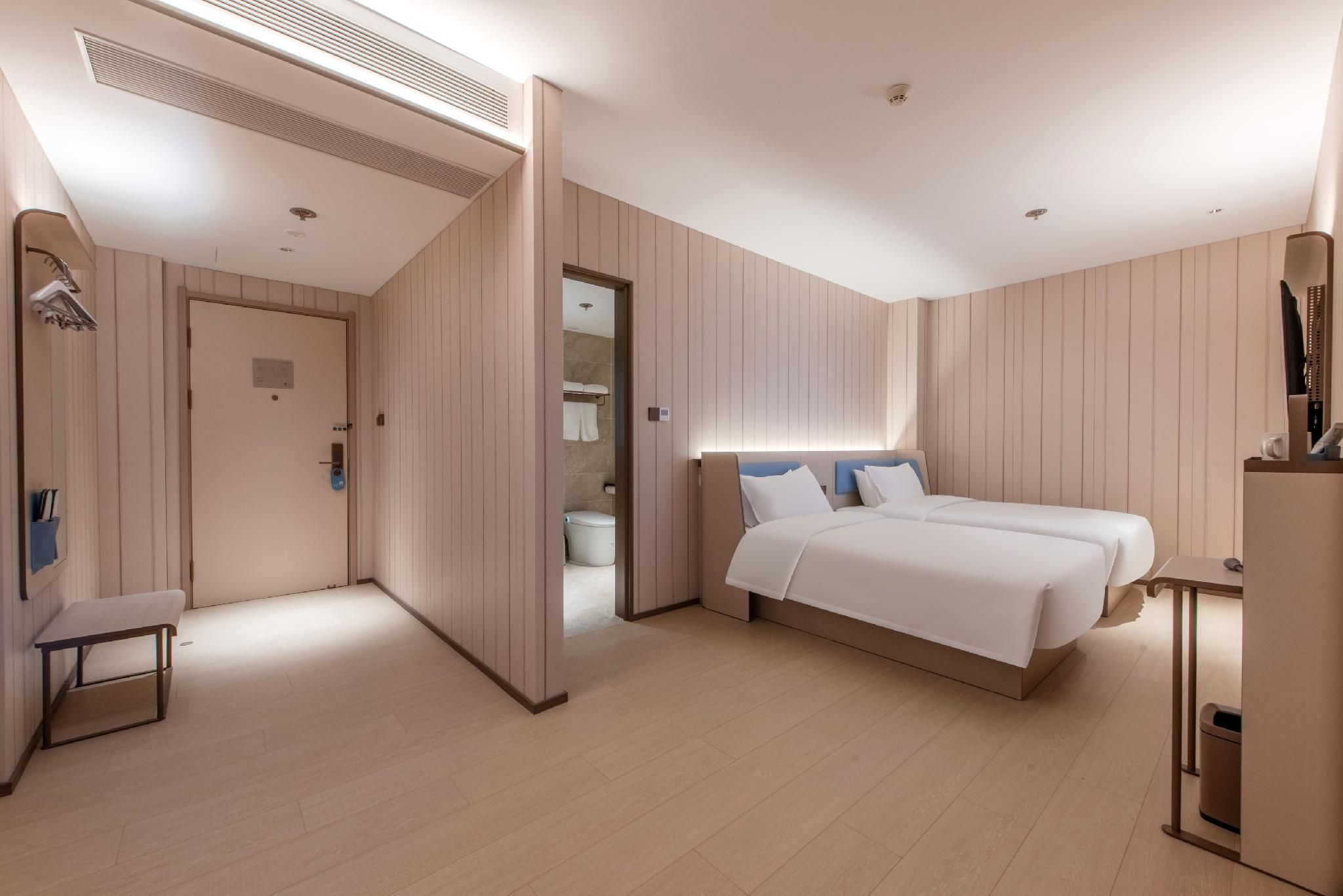 Huazhu - Triple Room