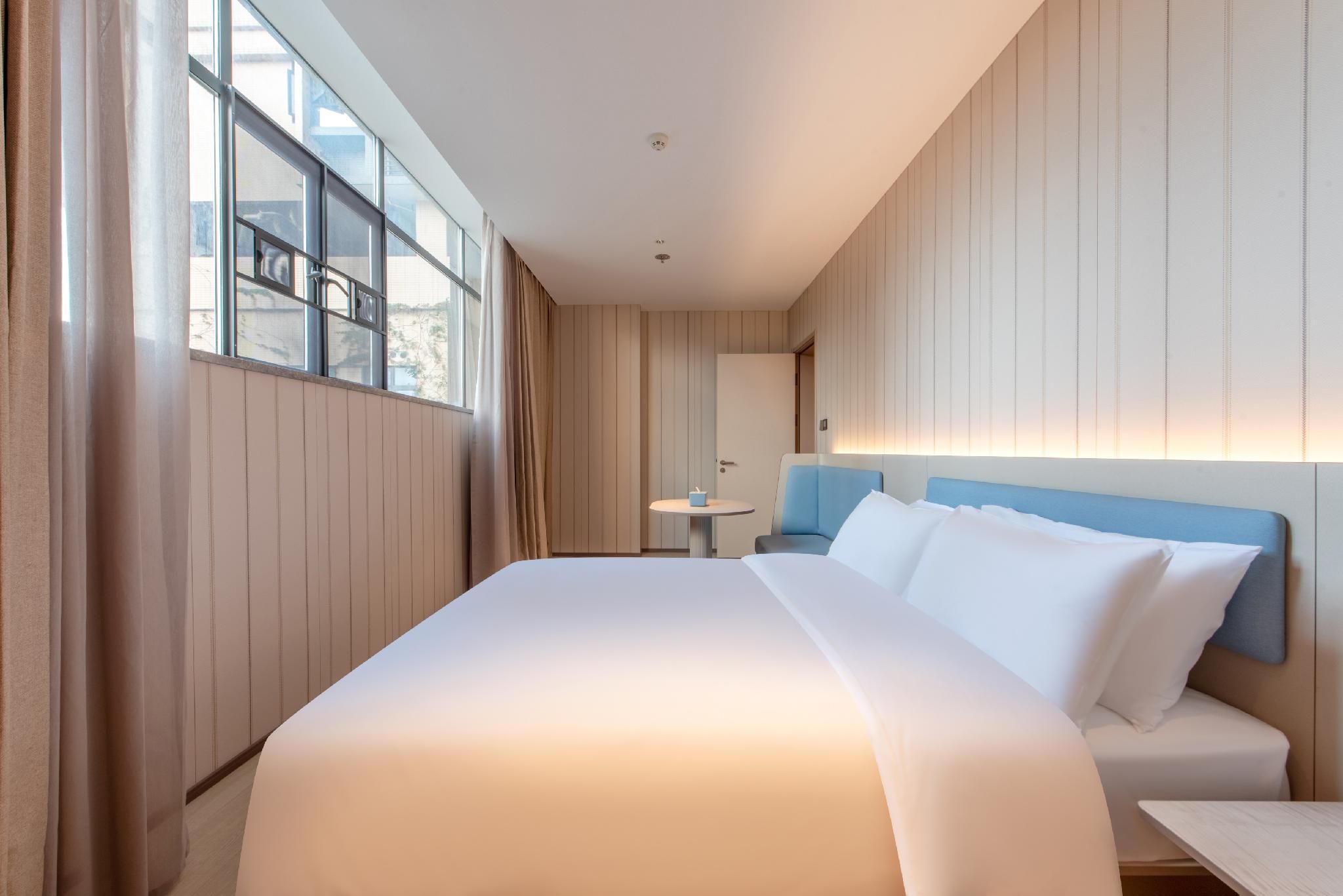 Huazhu - Triple Room