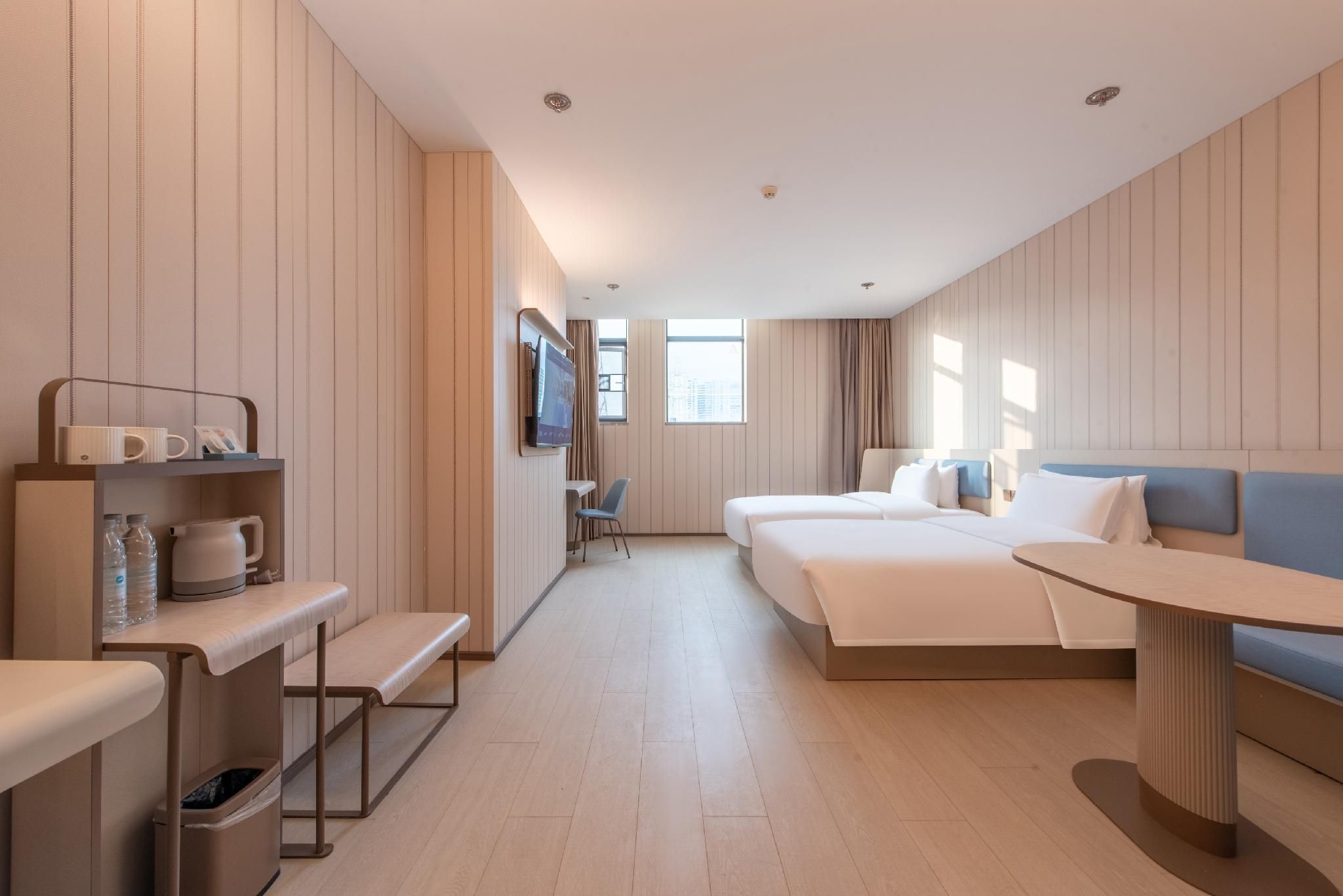Twin Business Room
