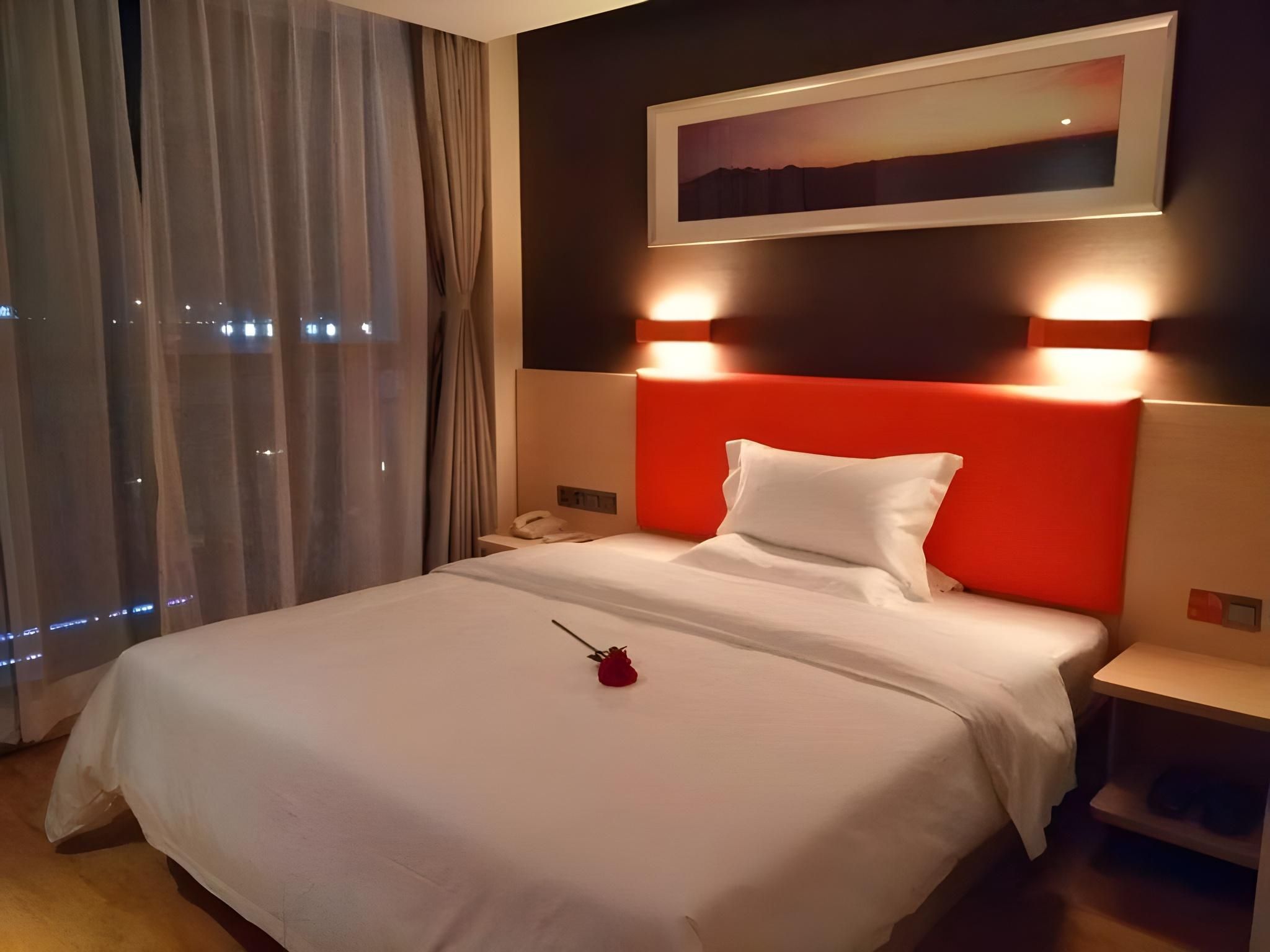 Select You Ter Room