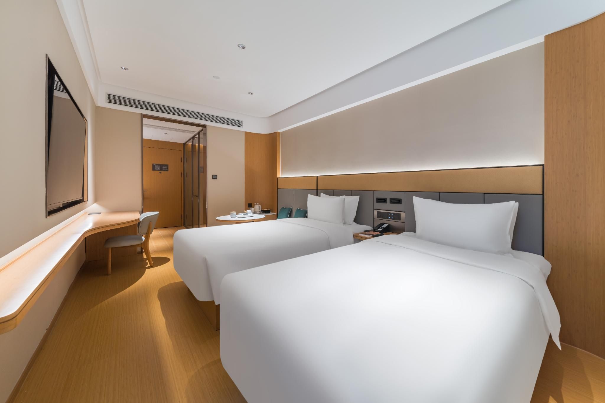 Twin Bed Room