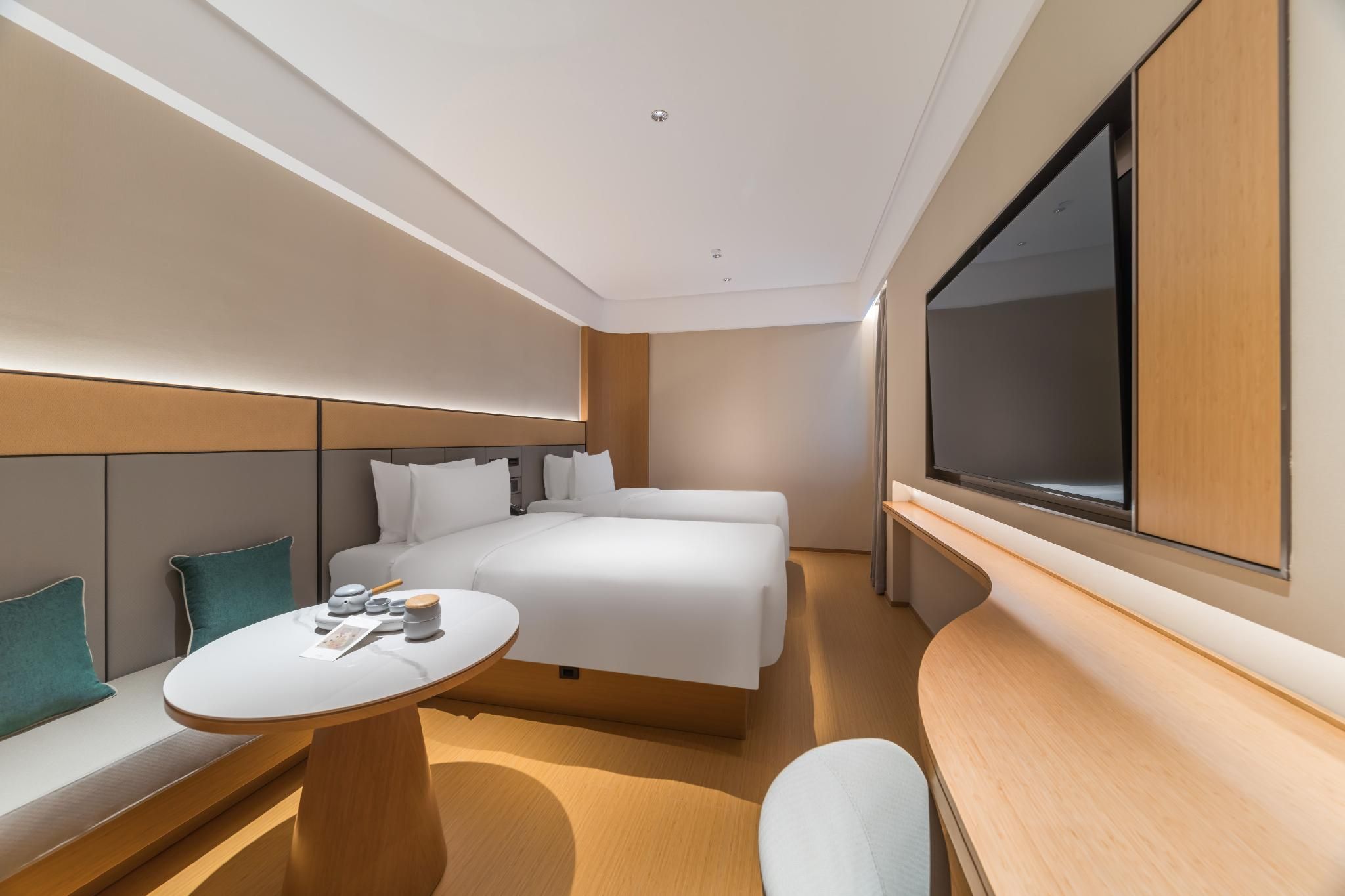 Twin Bed Room
