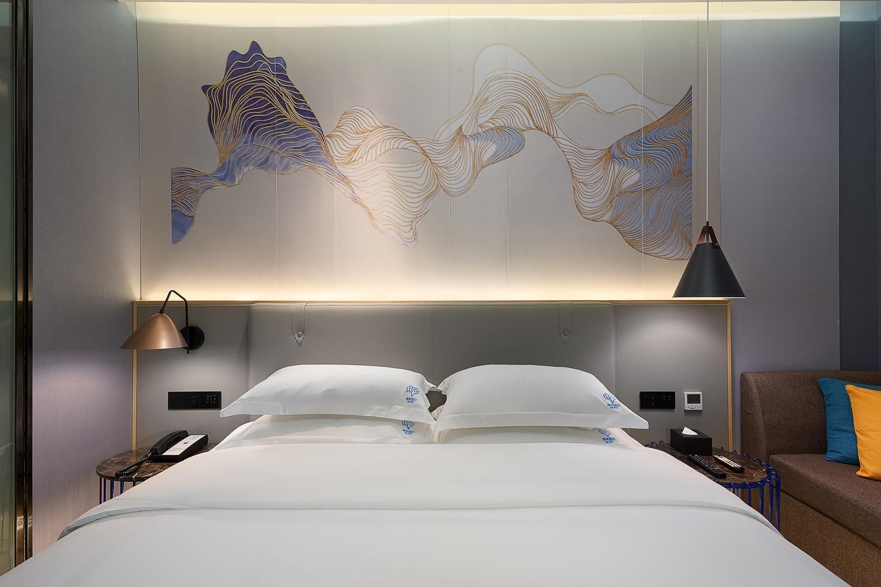 Standard Queen Room
