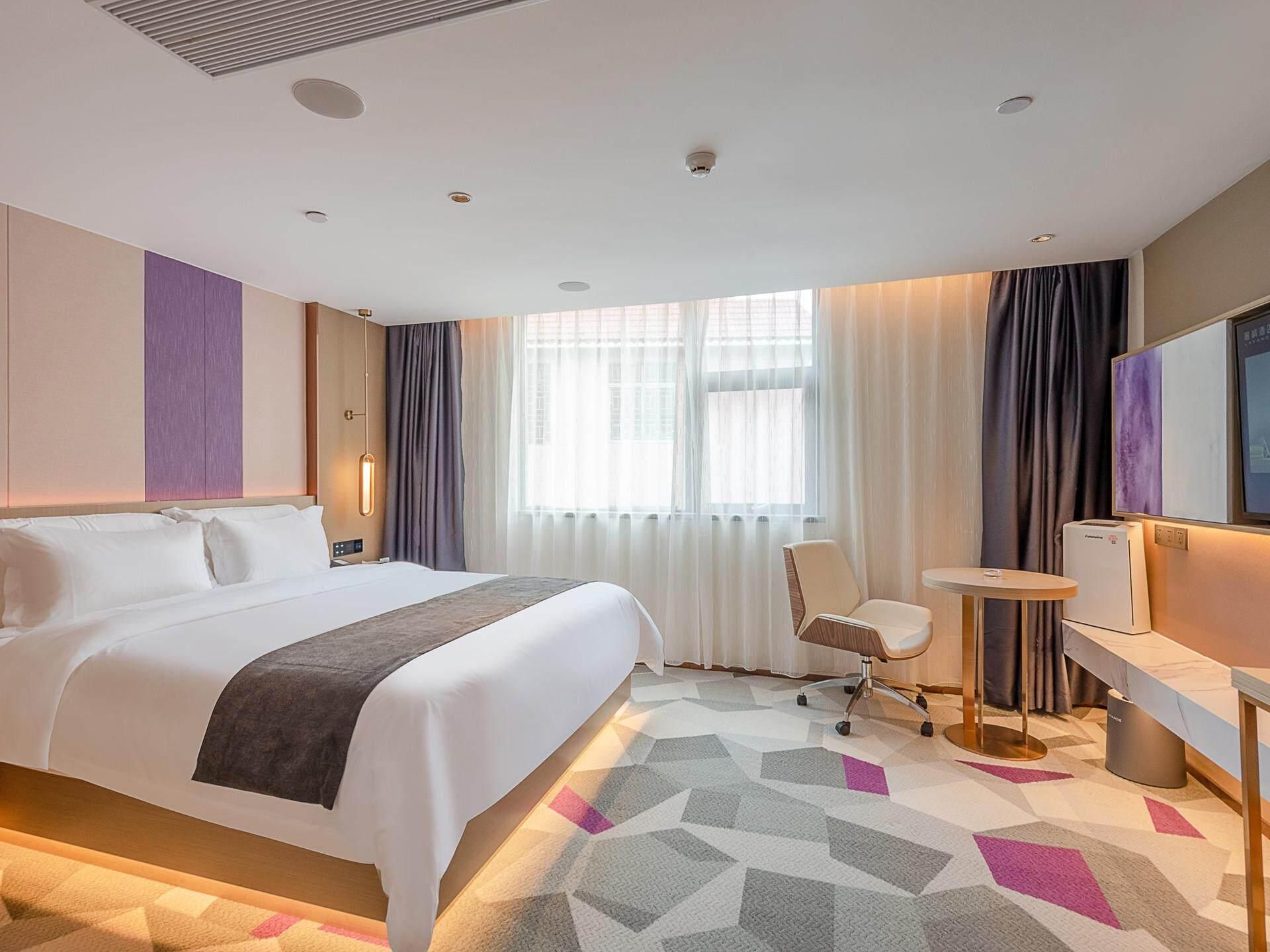 WH - Deluxe Bed Room