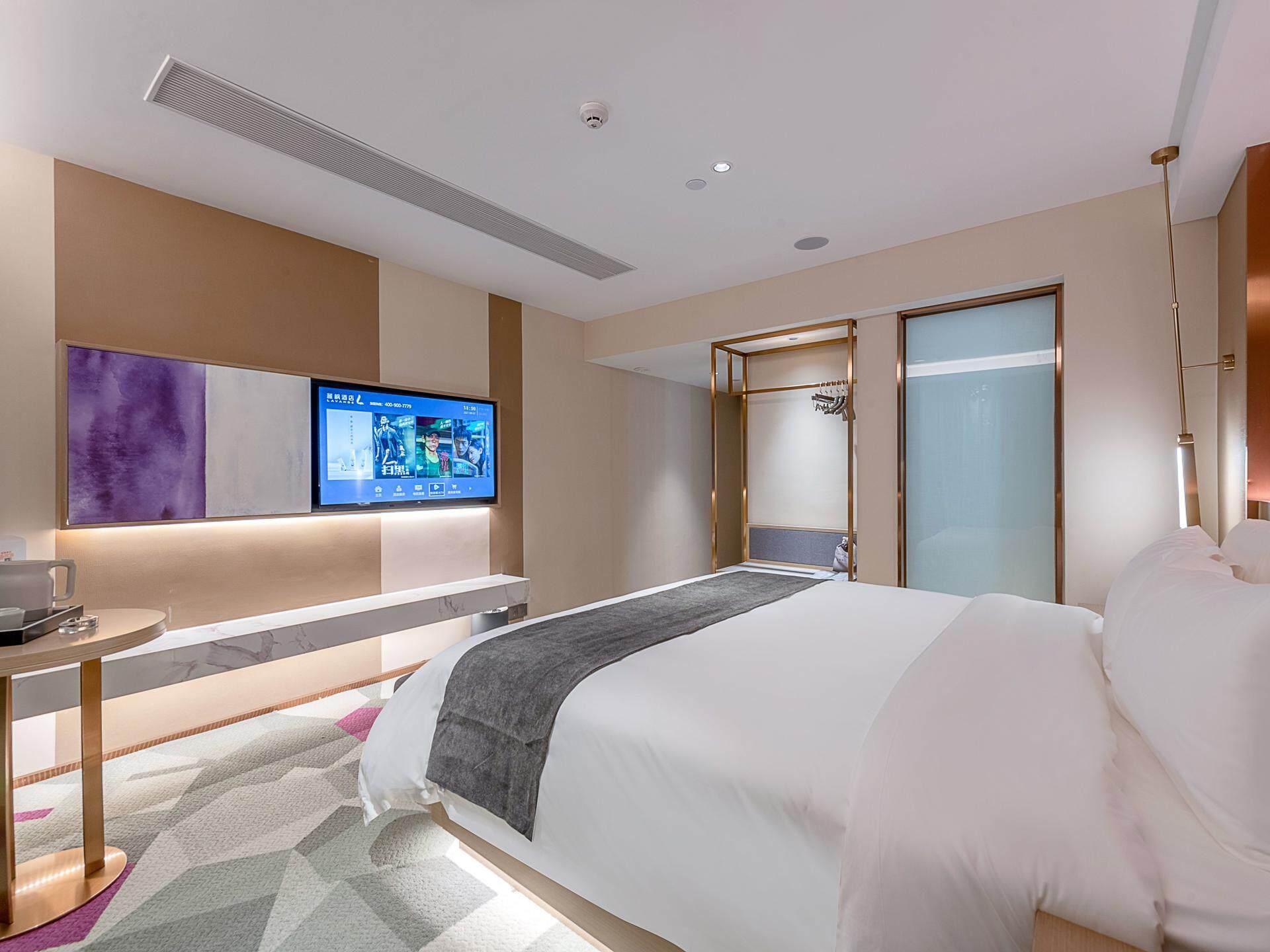 Superior 1 Bed Room, No Window