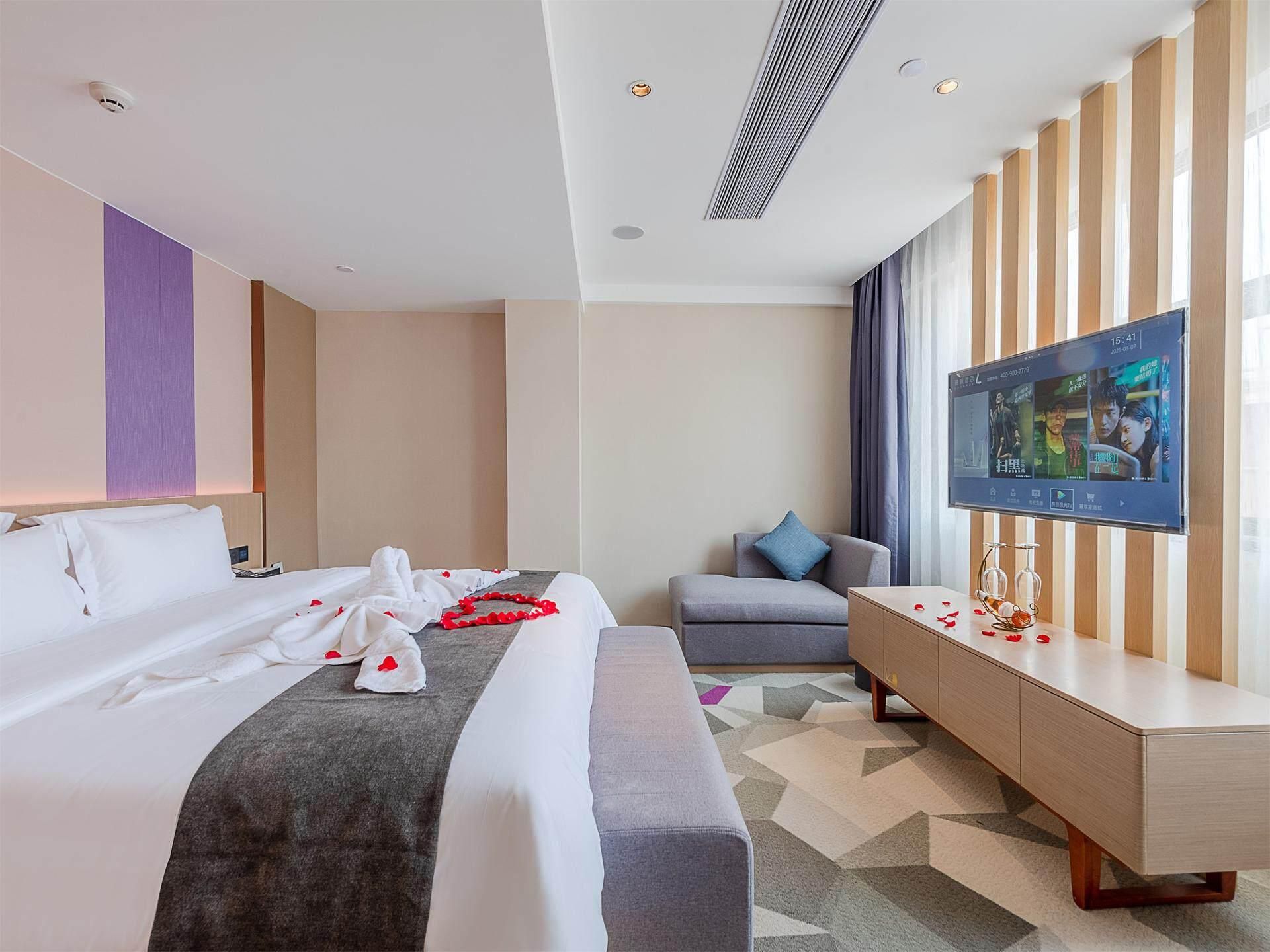 WH - Youxiang Romantic Room