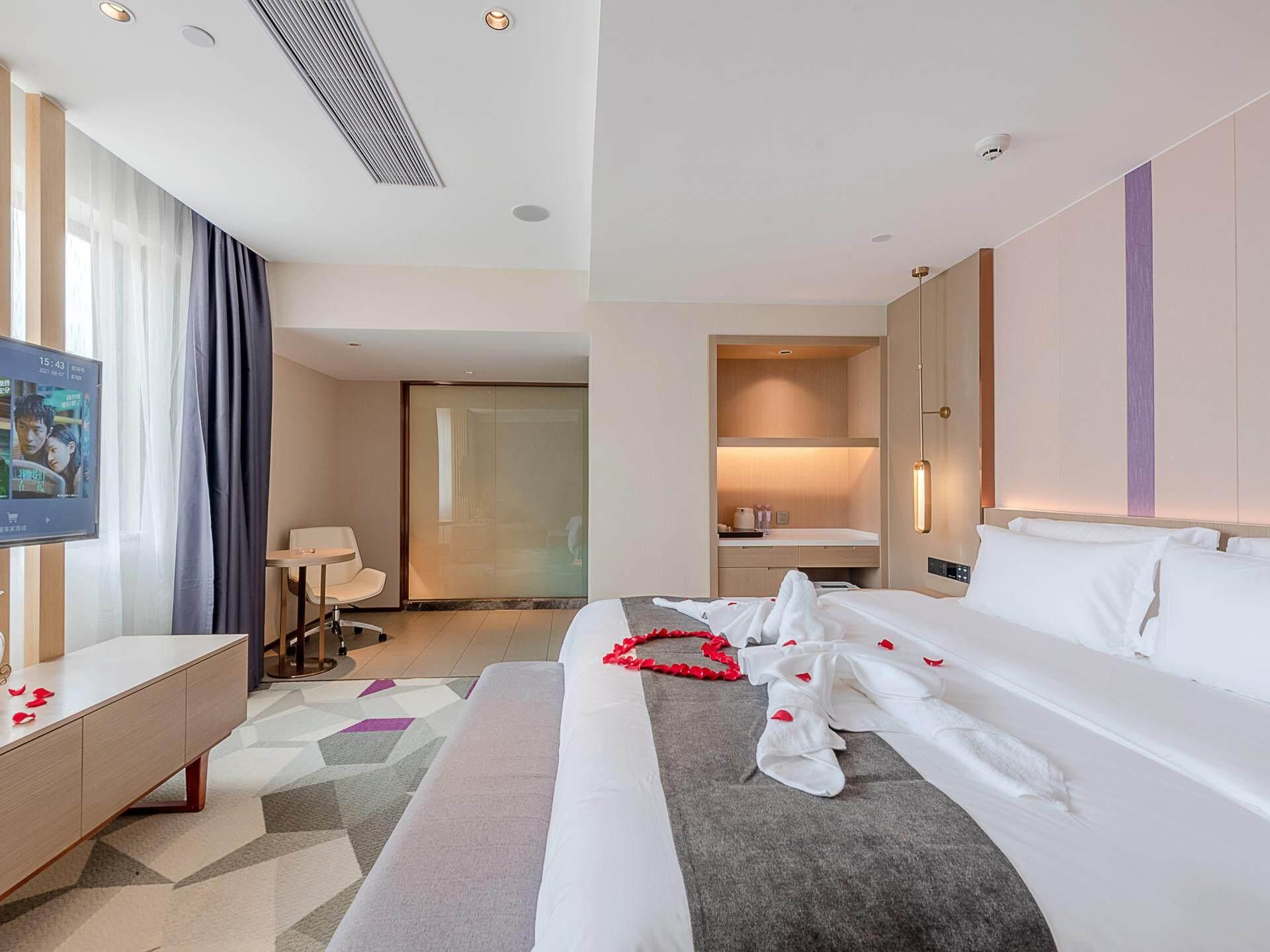 WH - Youxiang Romantic Room