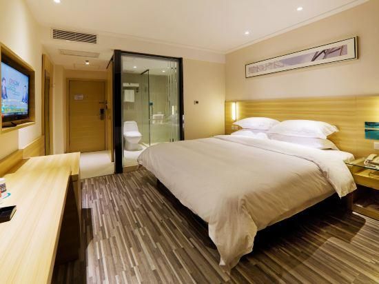 Business Queen Room