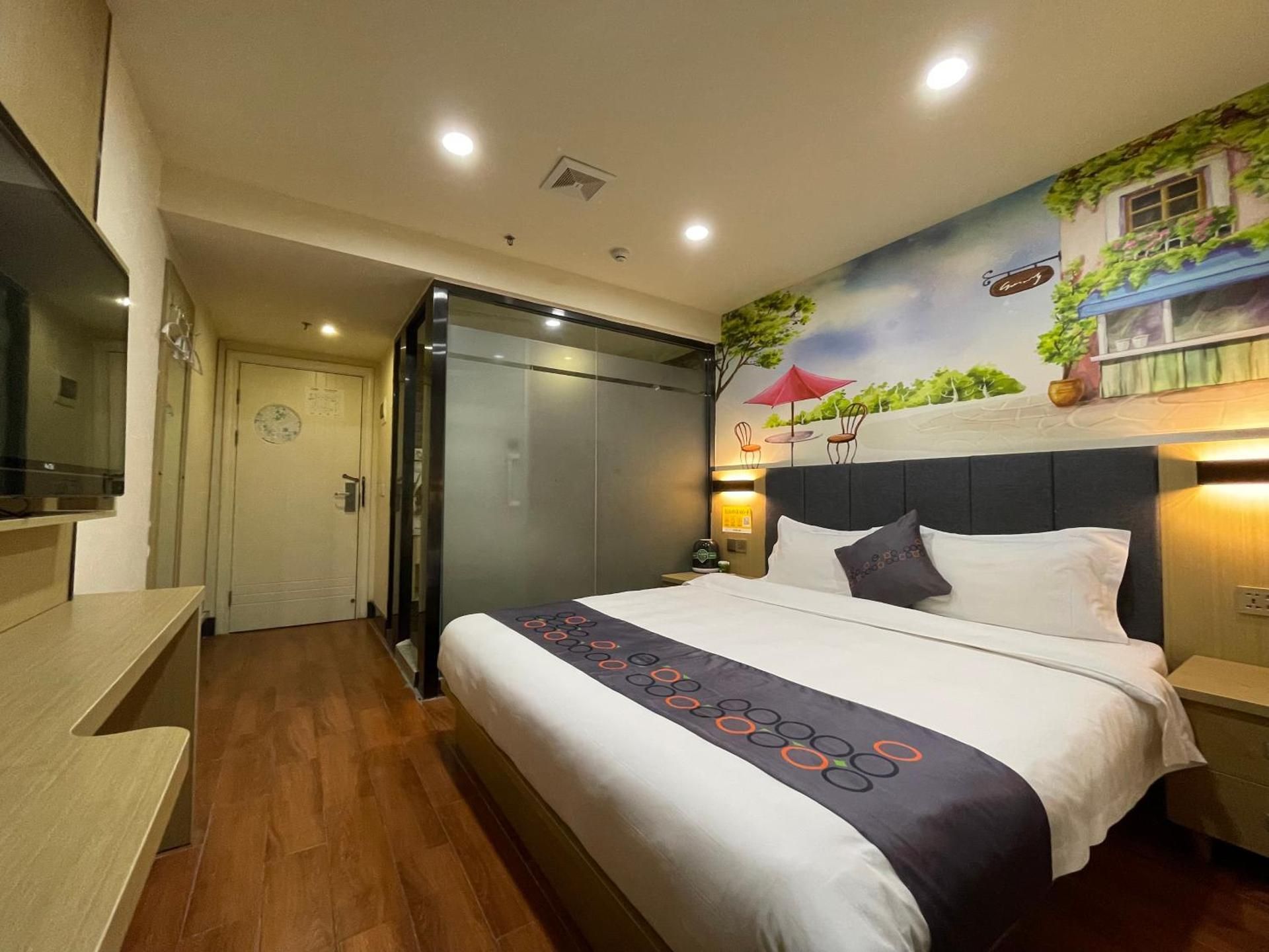 Business King Room