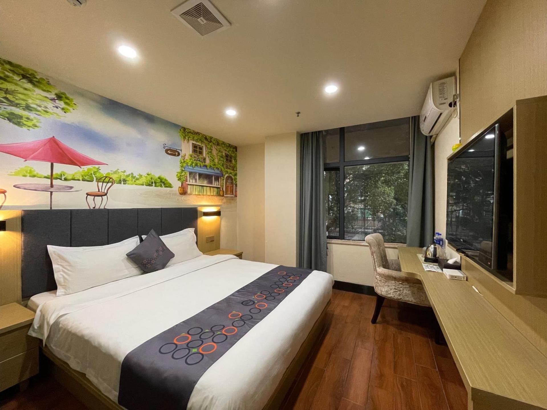 Business King Room