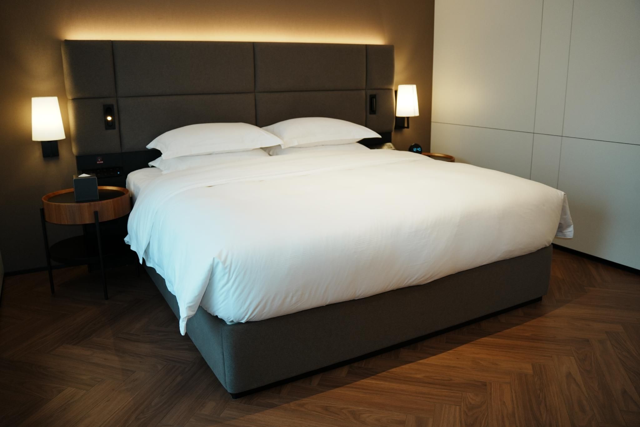 Executive King Suite