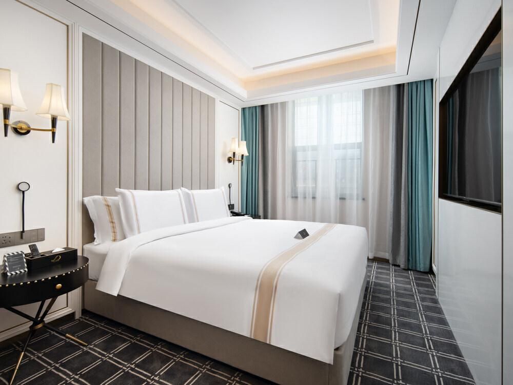 WH - Deluxe Bed Room