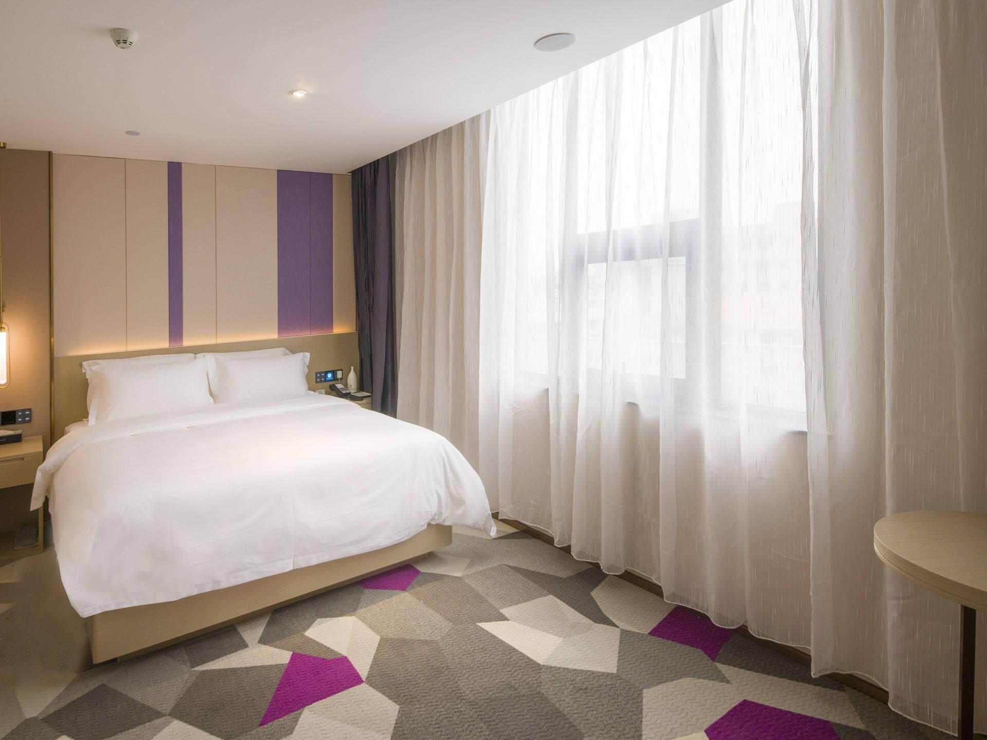 WH - Business Suite Bed Room