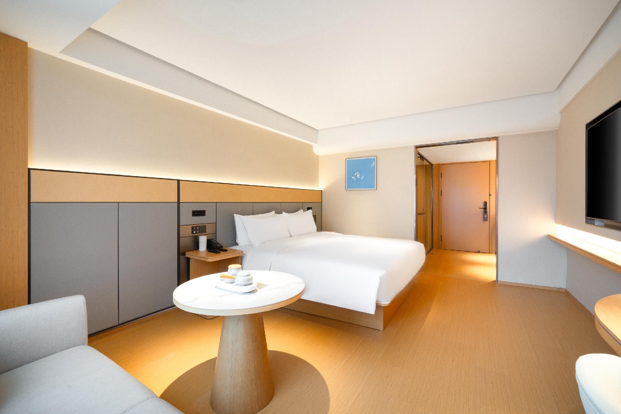 Business Queen Room