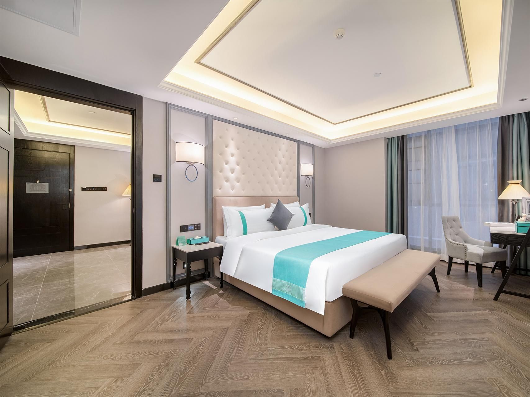 Xana - Deluxe Suite Room