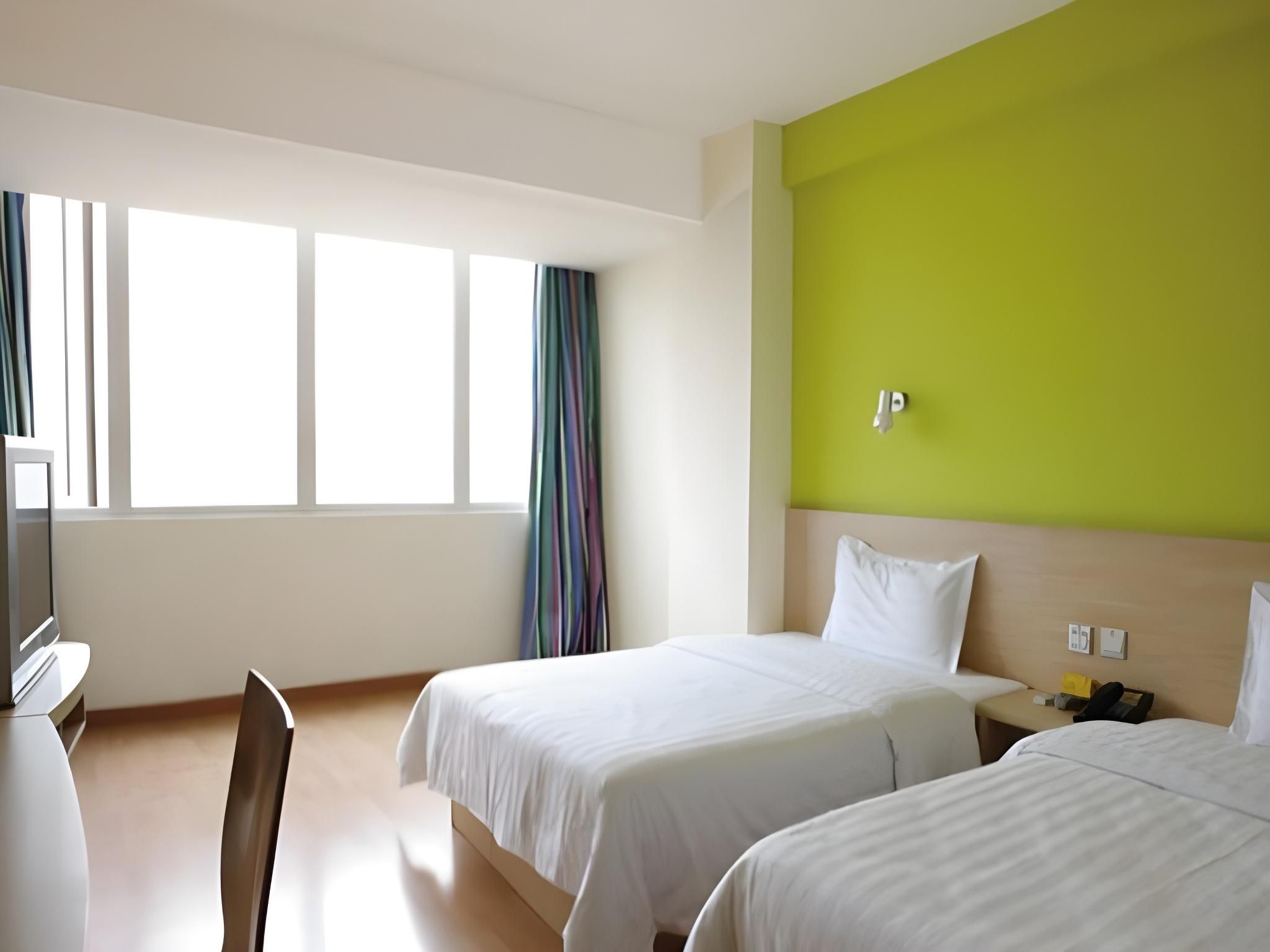 7 Days - Zizhu Twin Room