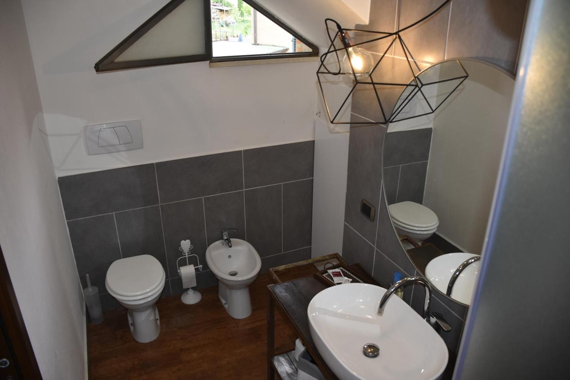 Double or Twin Room with Private Bathroom