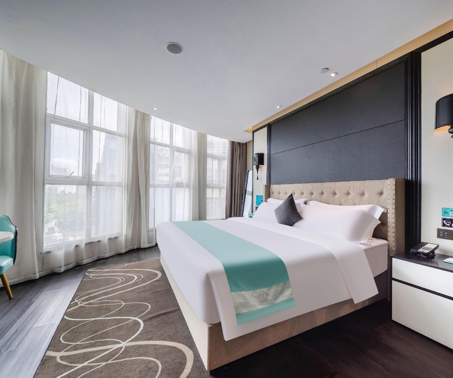 Xana - Deluxe Suite Room