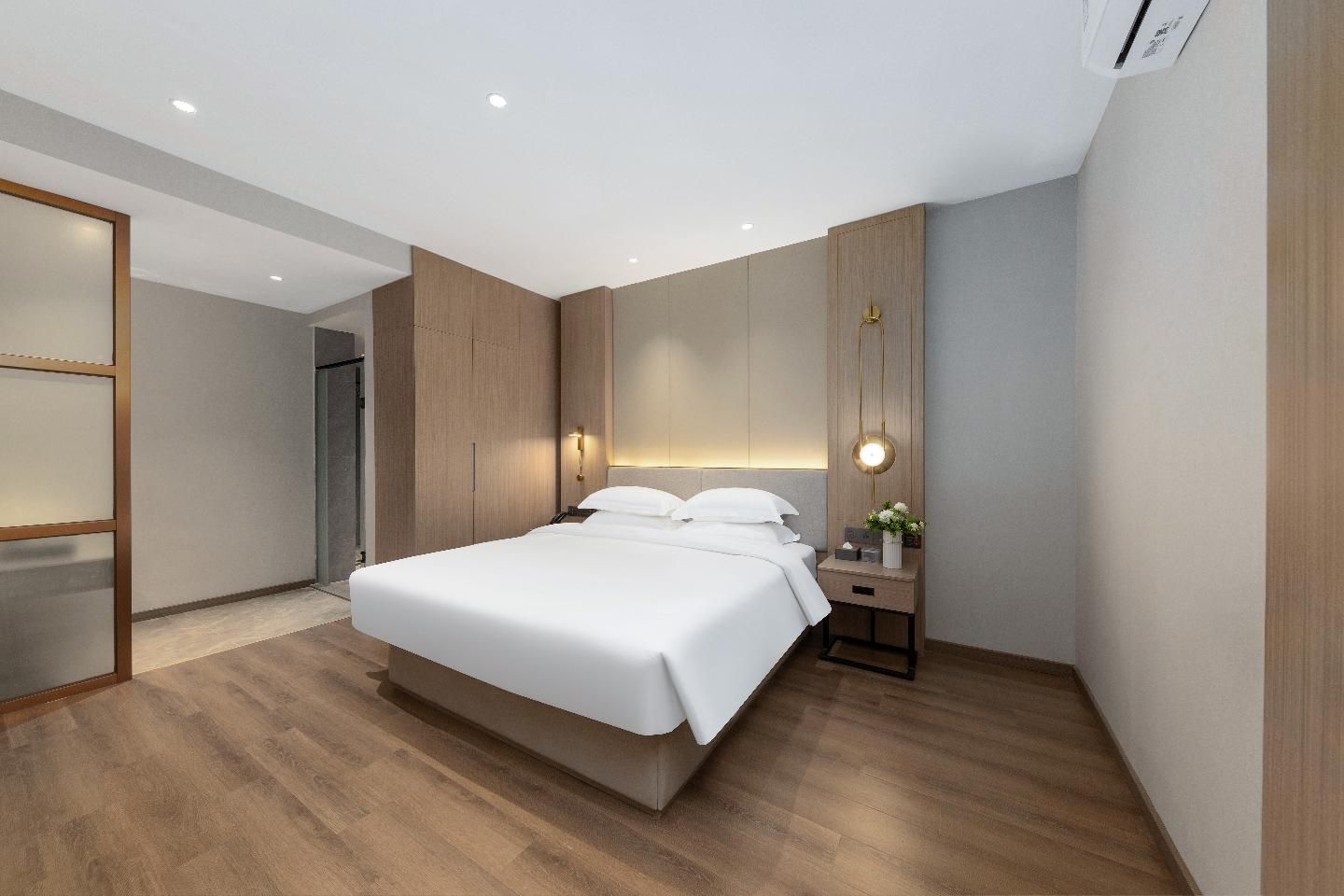 Deluxe Family Suite