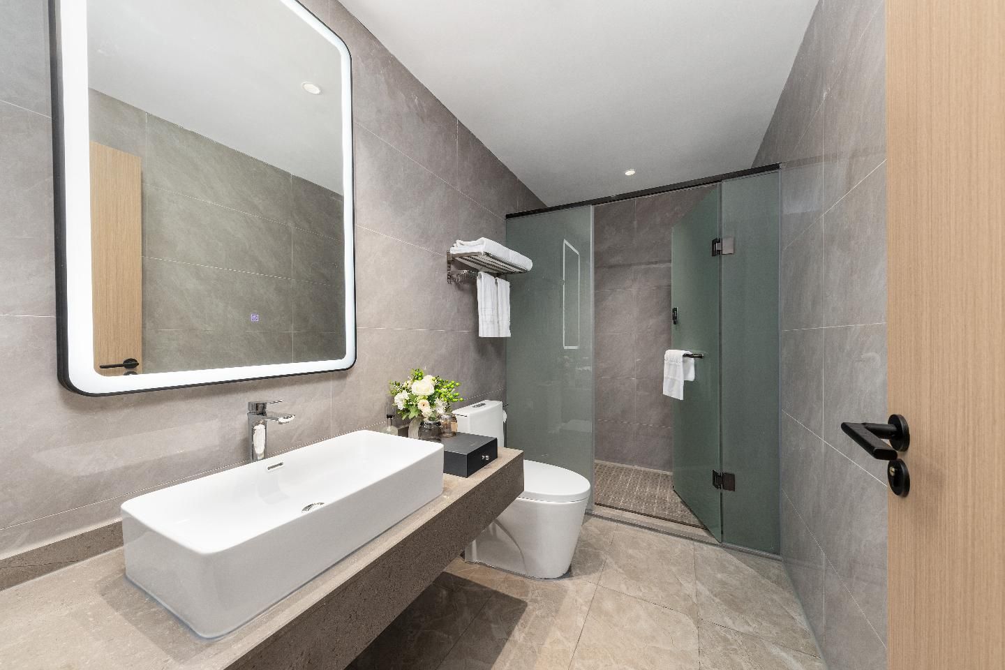 Premier Executive Suite