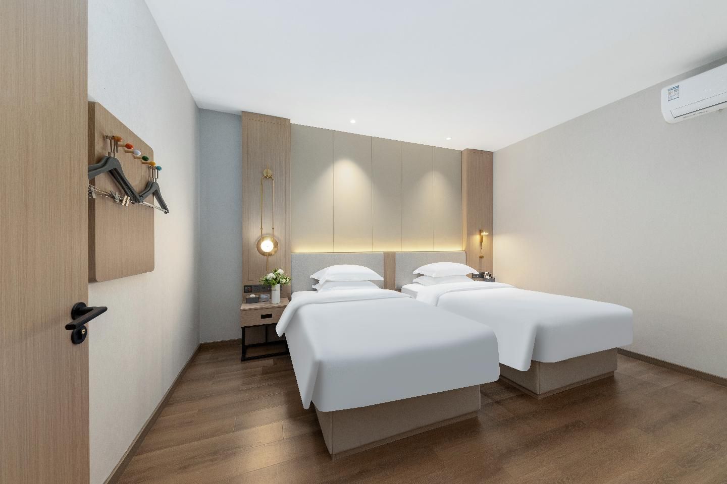 Deluxe Family Suite