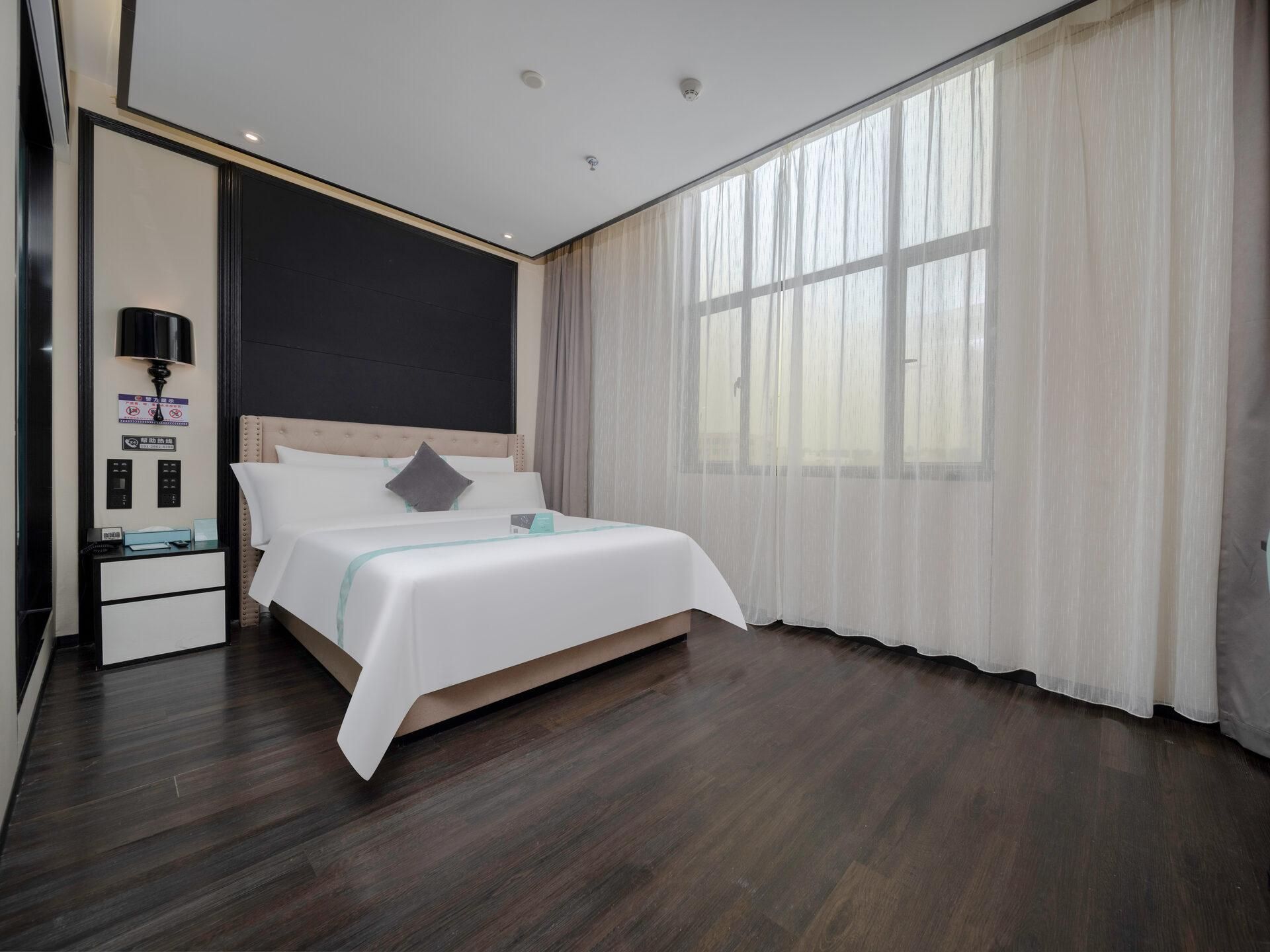Xana - Superior Bed Room