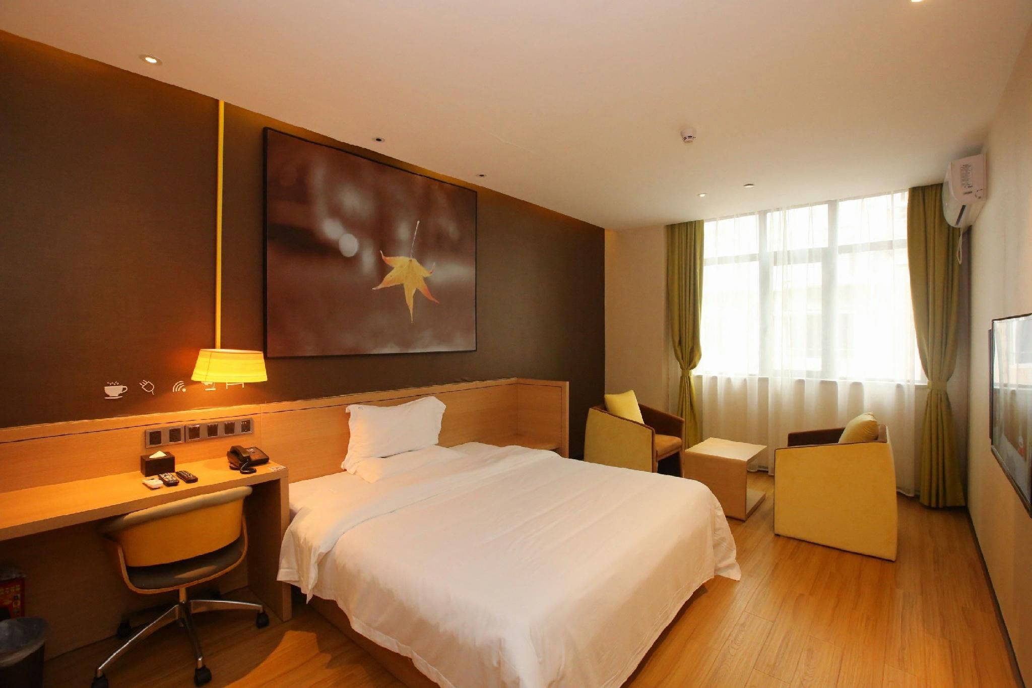 IU Compact U S Bed Room