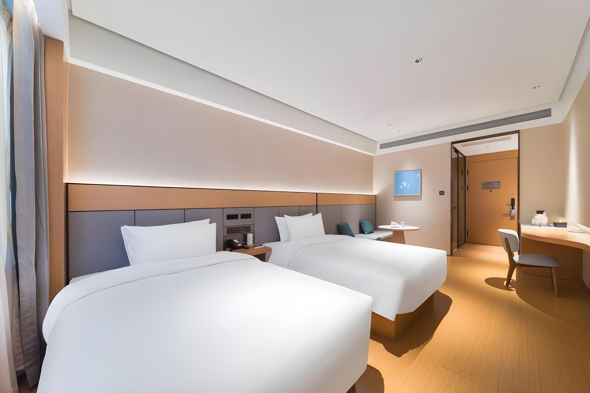 Twin Bed Room
