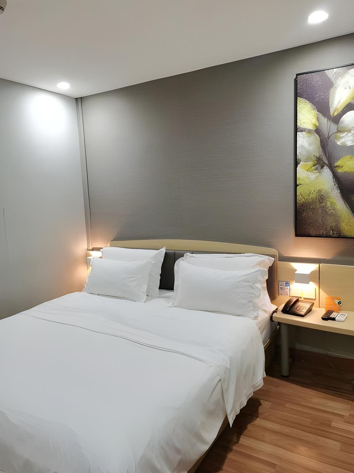 Select Bed Room