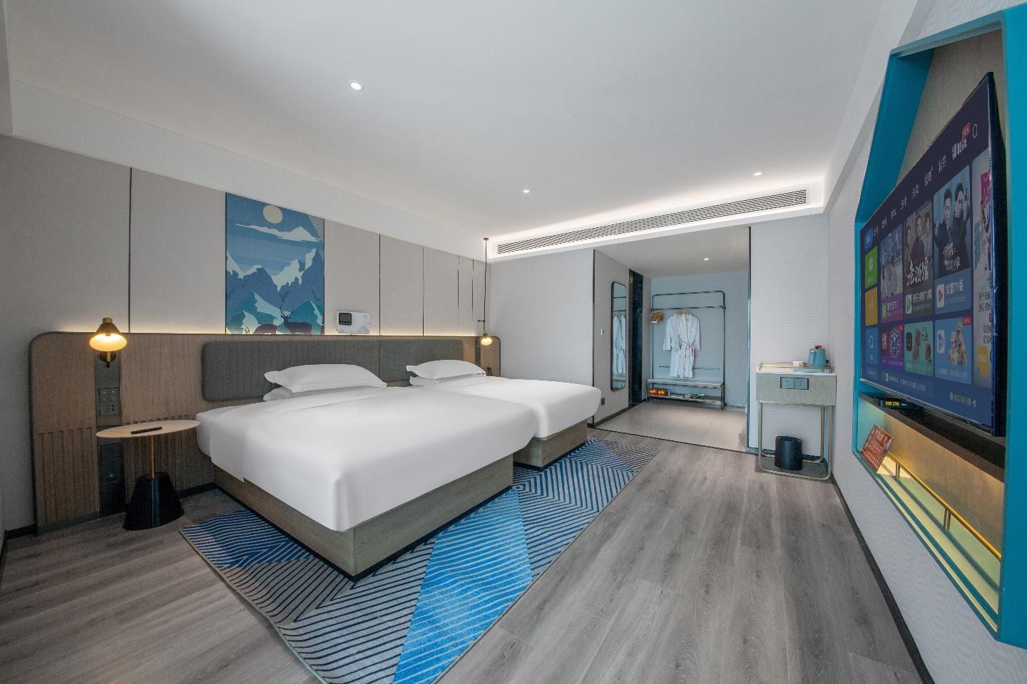 Dossen - Family Room