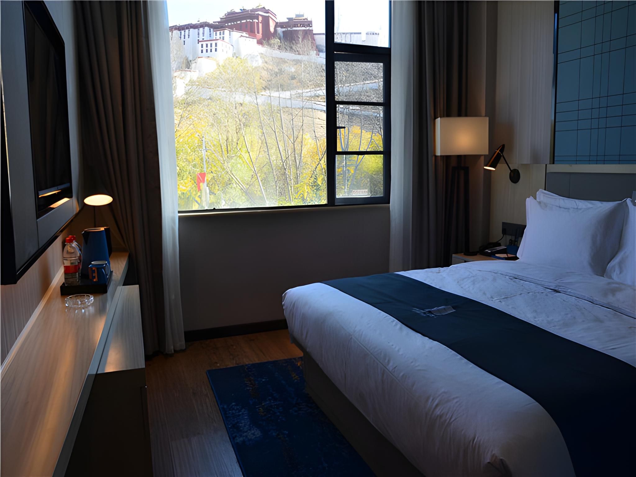 Dossen - Deluxe Bed Room