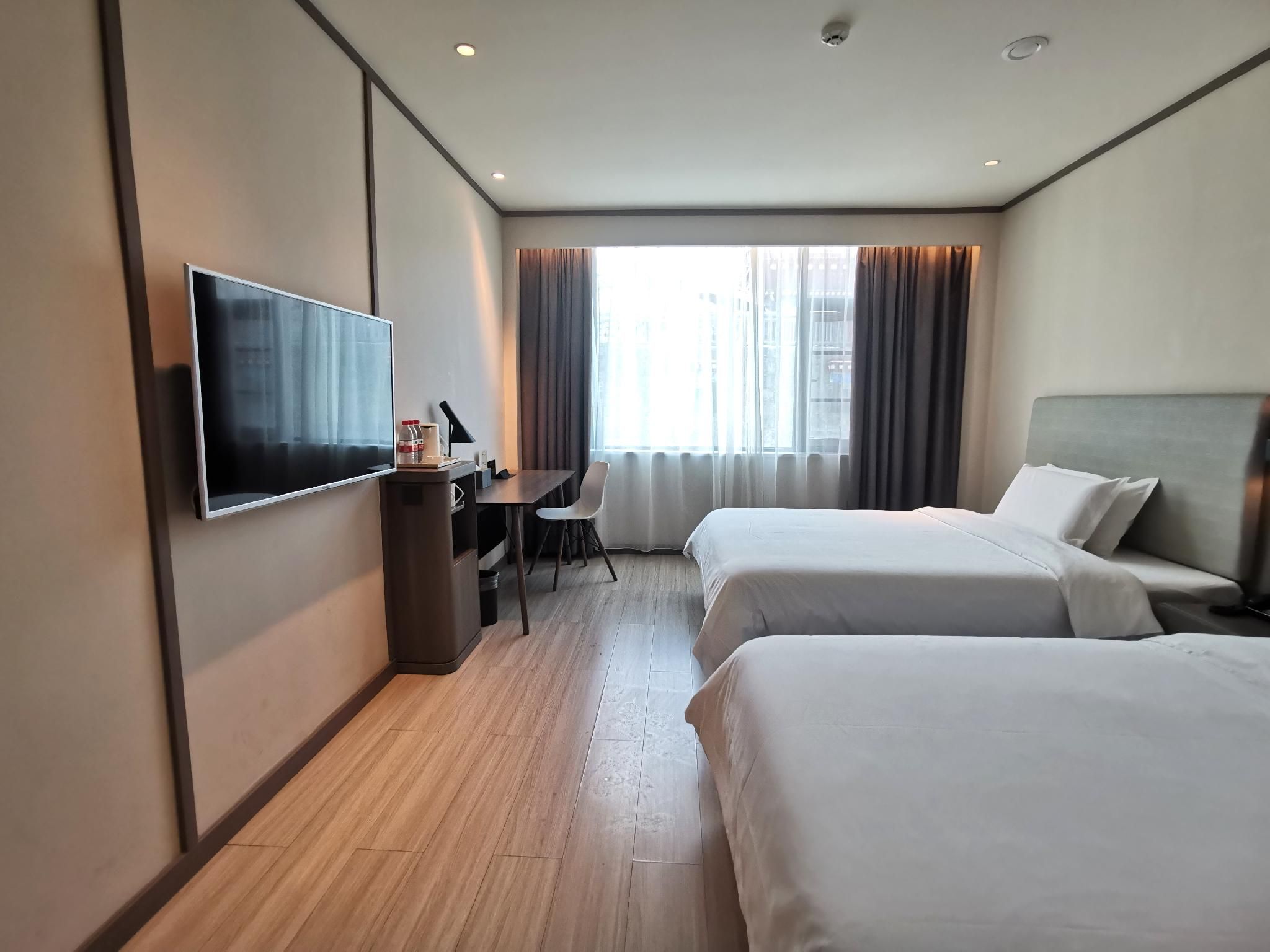 Hanting Hotel Lhasa Potala Palace Jiangsu Road Huazhu - Oxygen Family Room