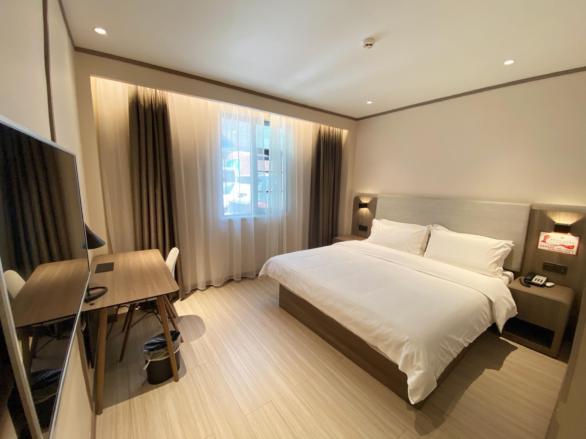 Huazhu - Oxygen Superior 1 Bed Room