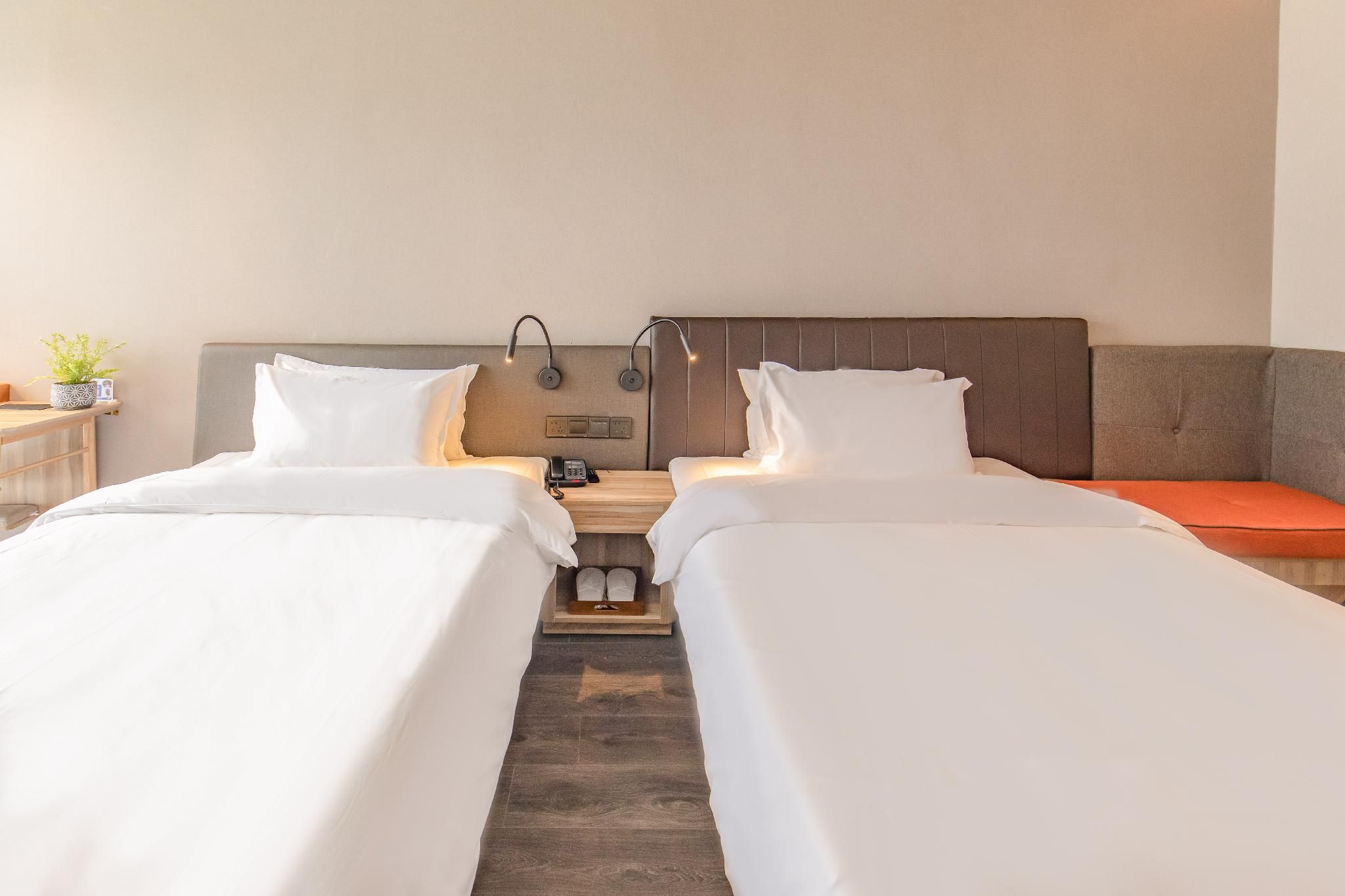 Hanting Premium Hotel Lhasa Railway Station Huazhu - Twin Room