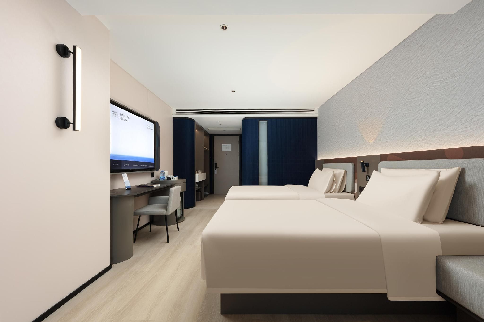 Standard Twin Bed Room