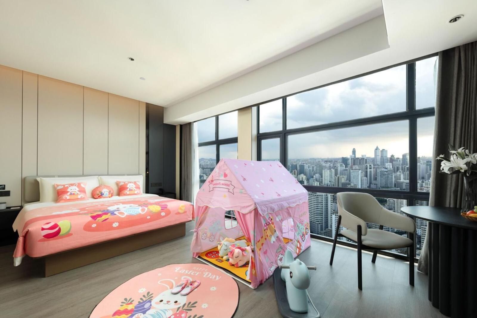Jimu Family Room