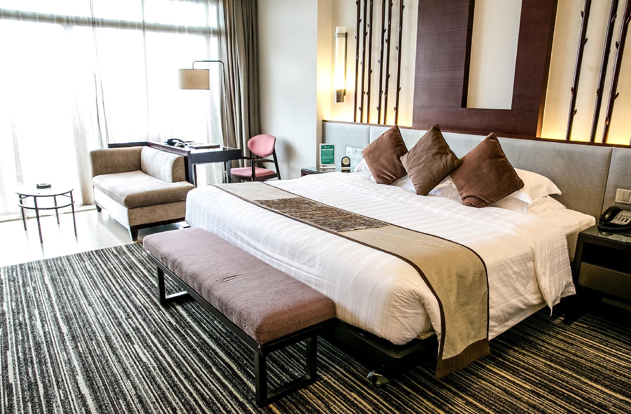 Grand Superior King Room
