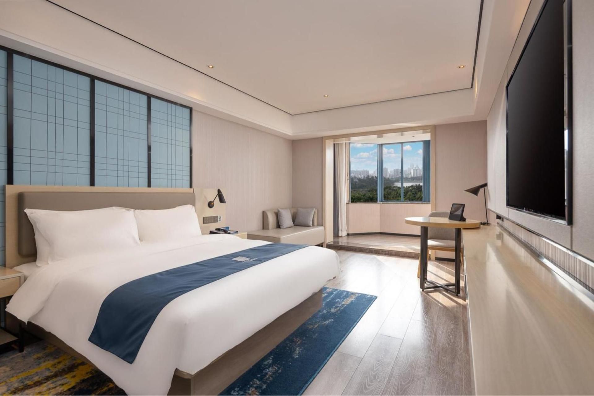 King Room with Lake View