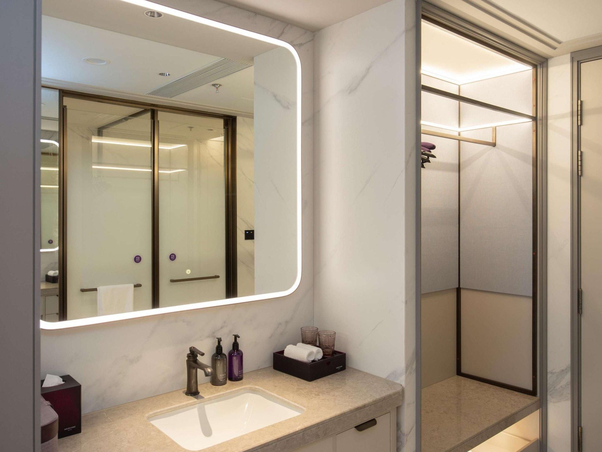 Executive Room with 1 king-size bed