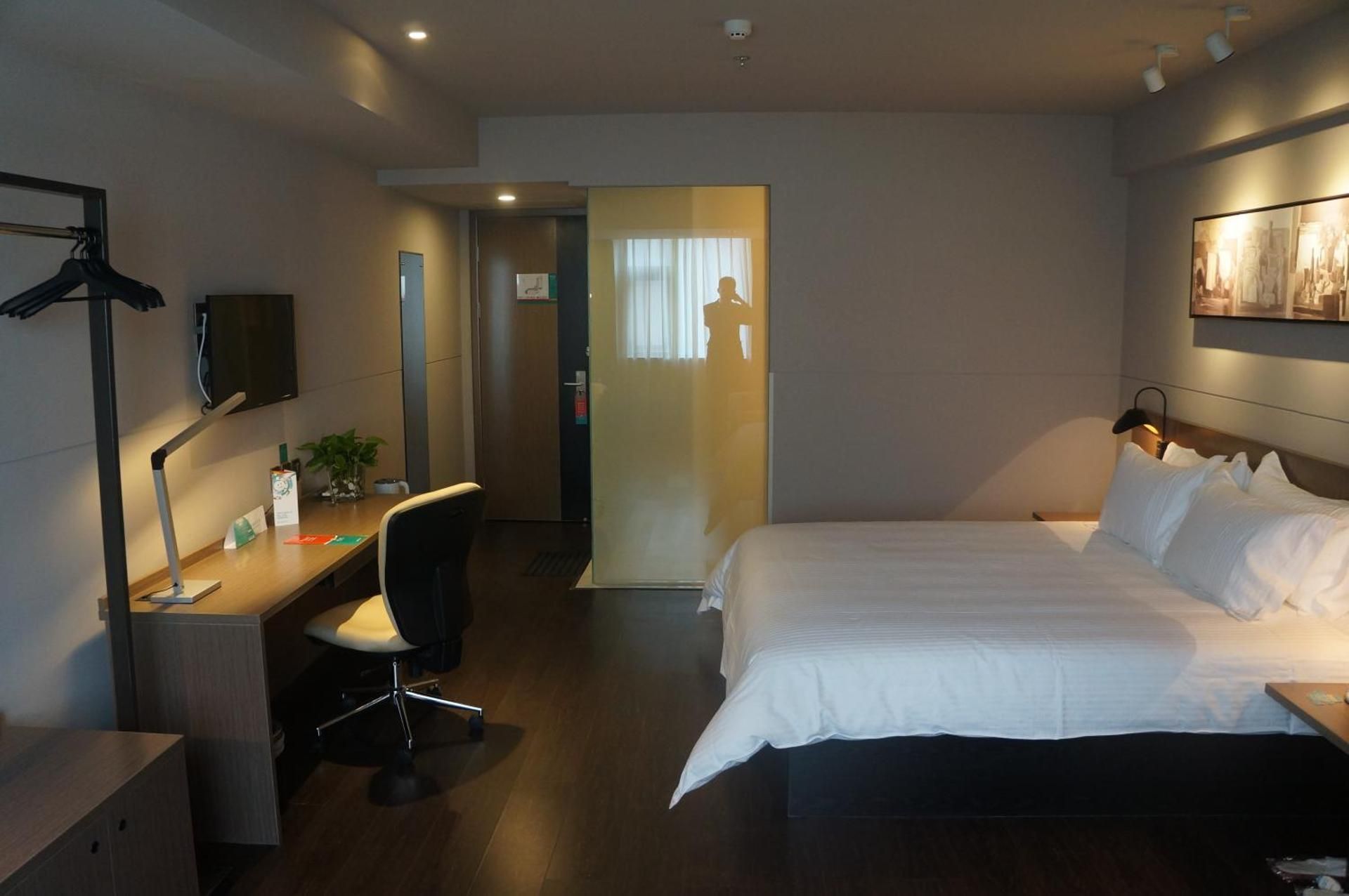 Business Room B