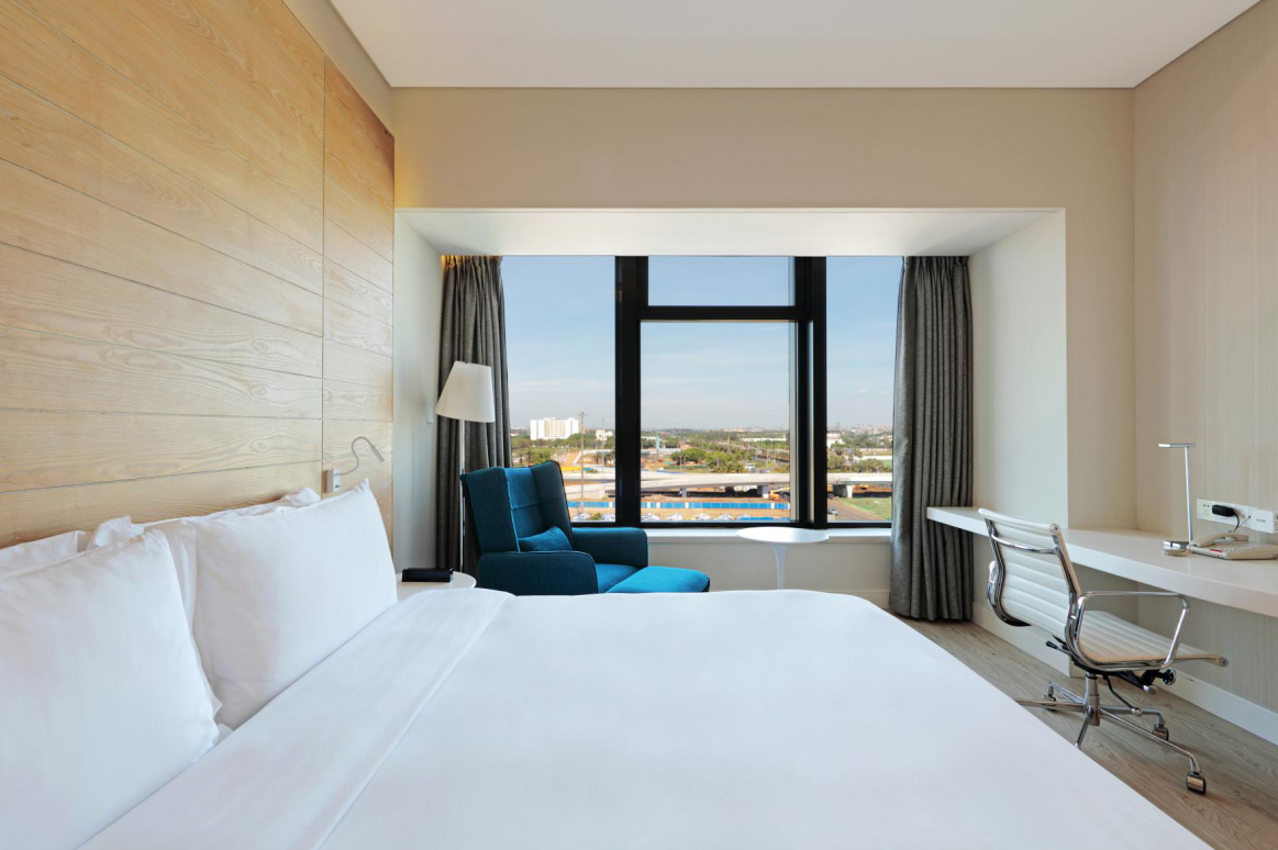 Superior King Room