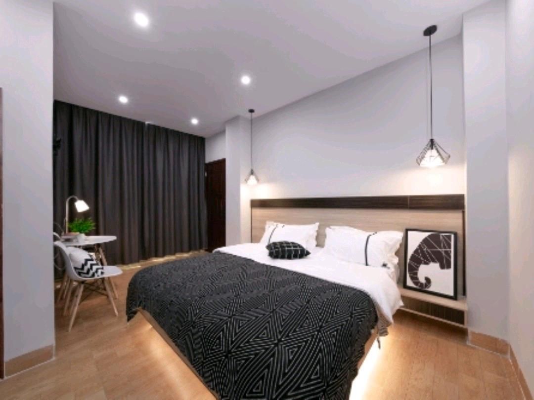 Boutique Room