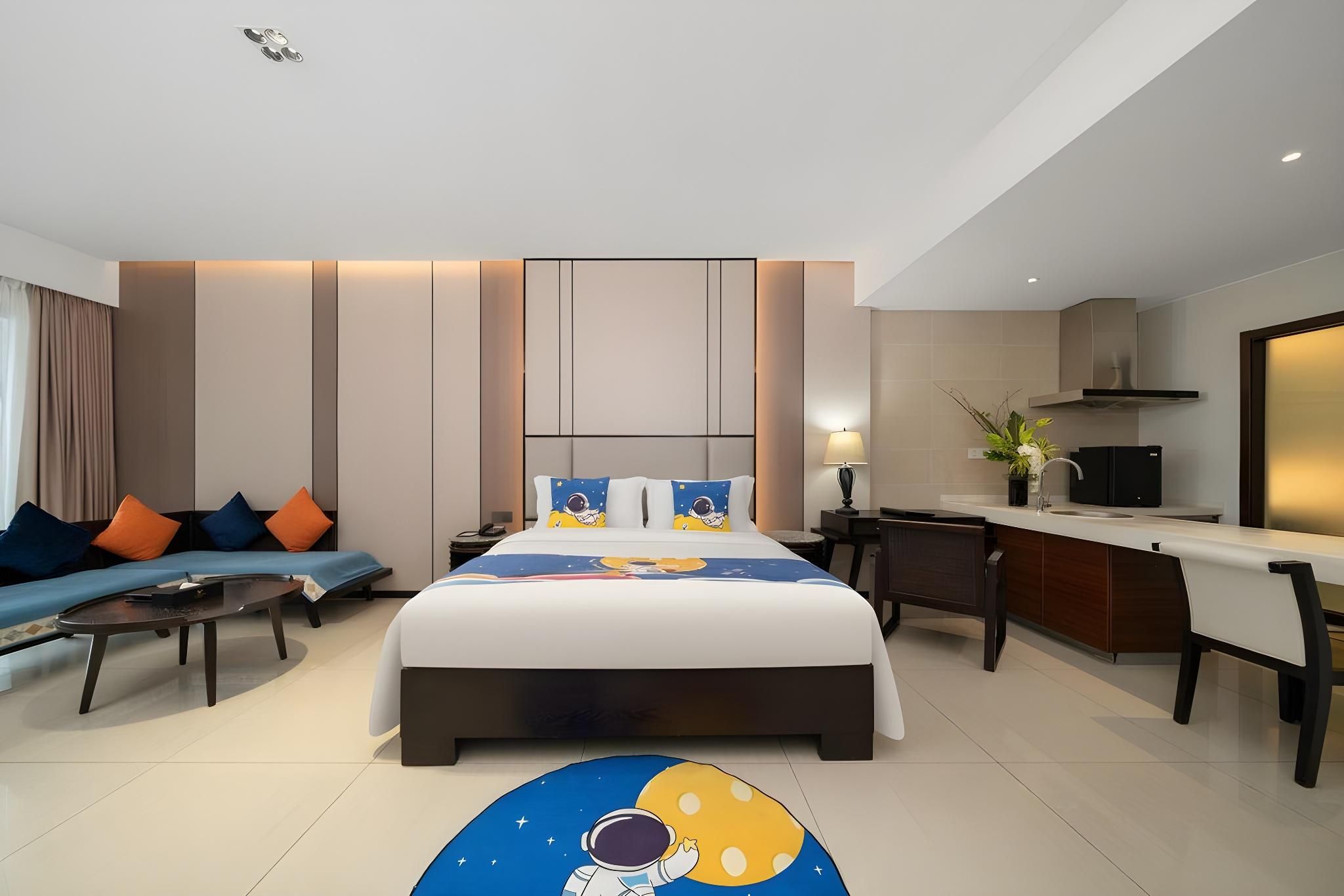 Sea-view Parent-child Room