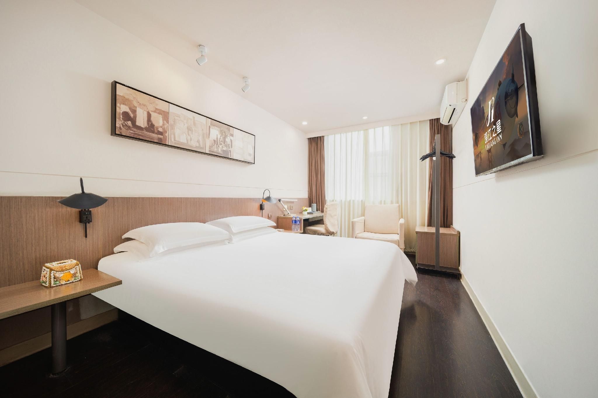 Business Standard Room B