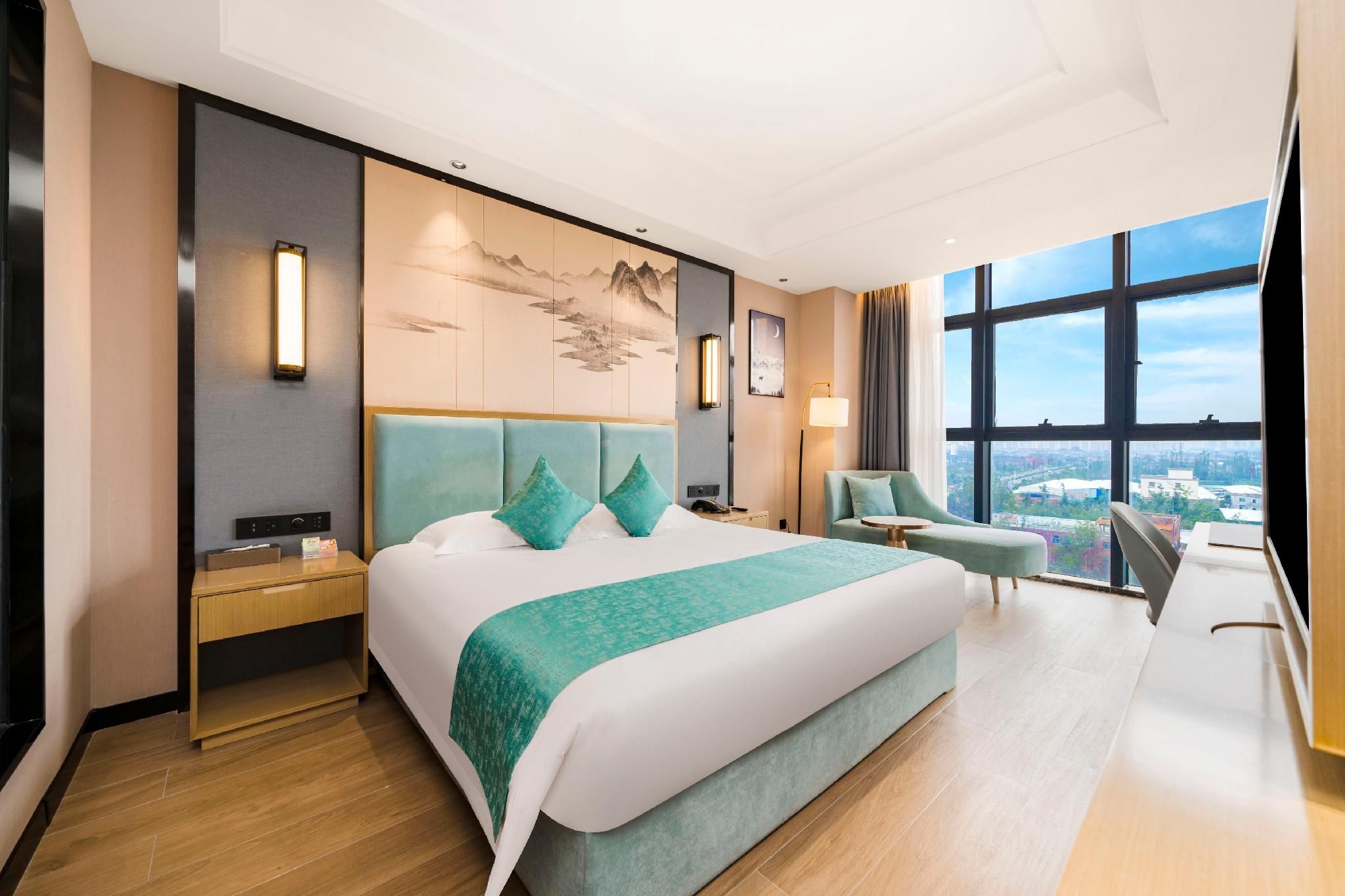 Deluxe Suite