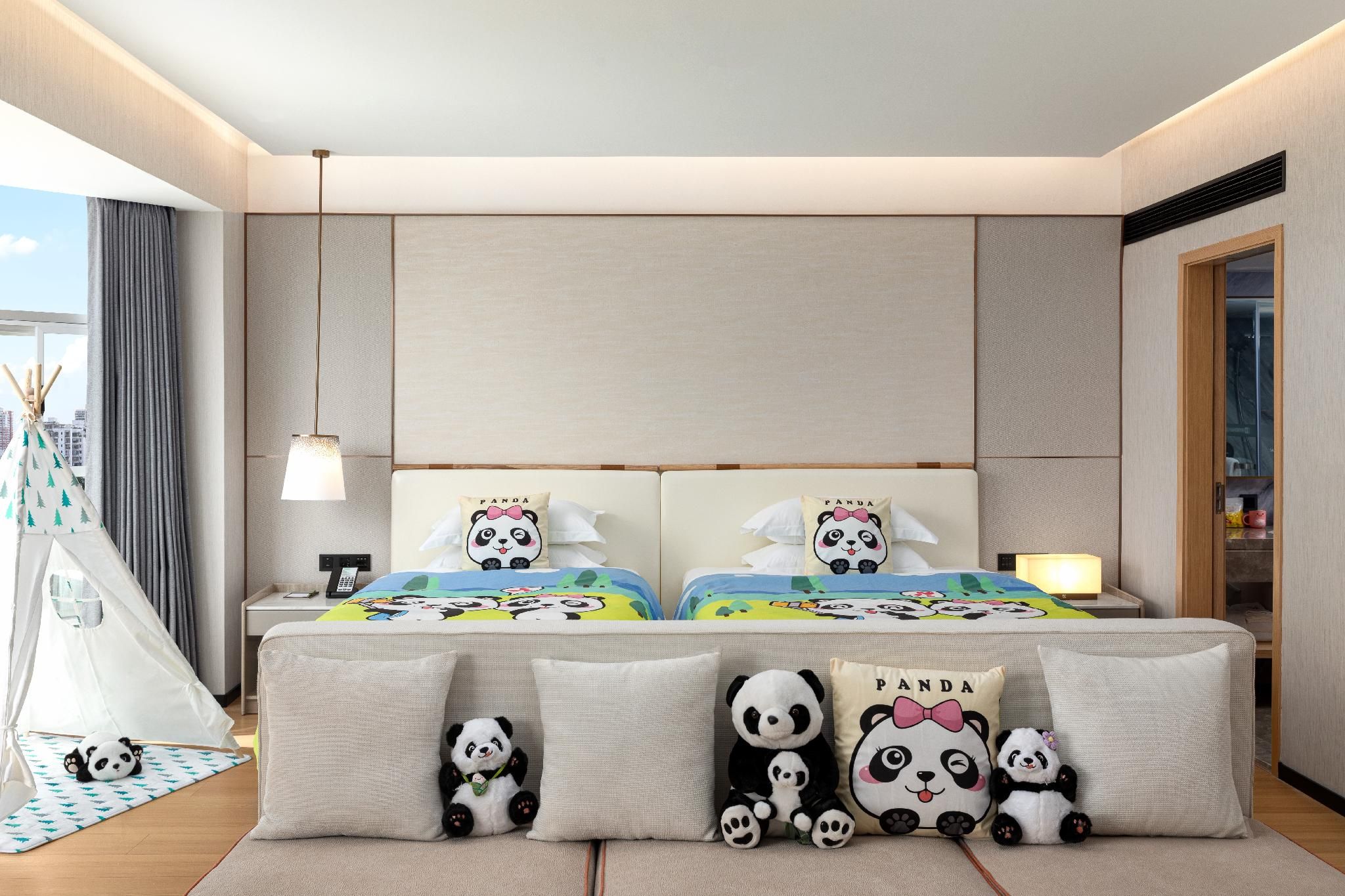 2 Twin Beds, Family Room, Non-Smoking