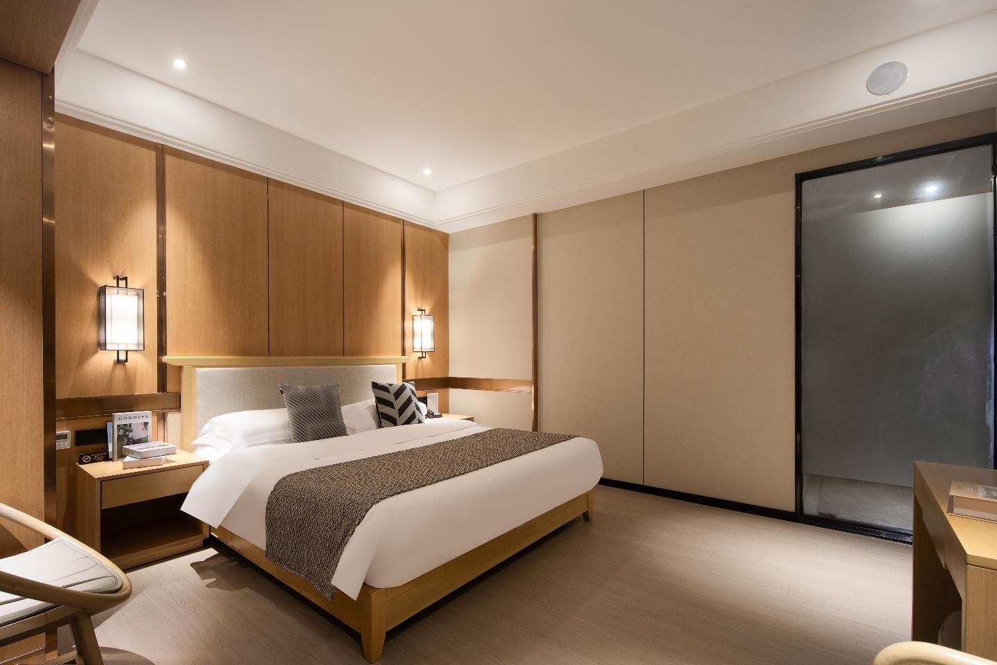Dossen - Zhineng Executive Suite