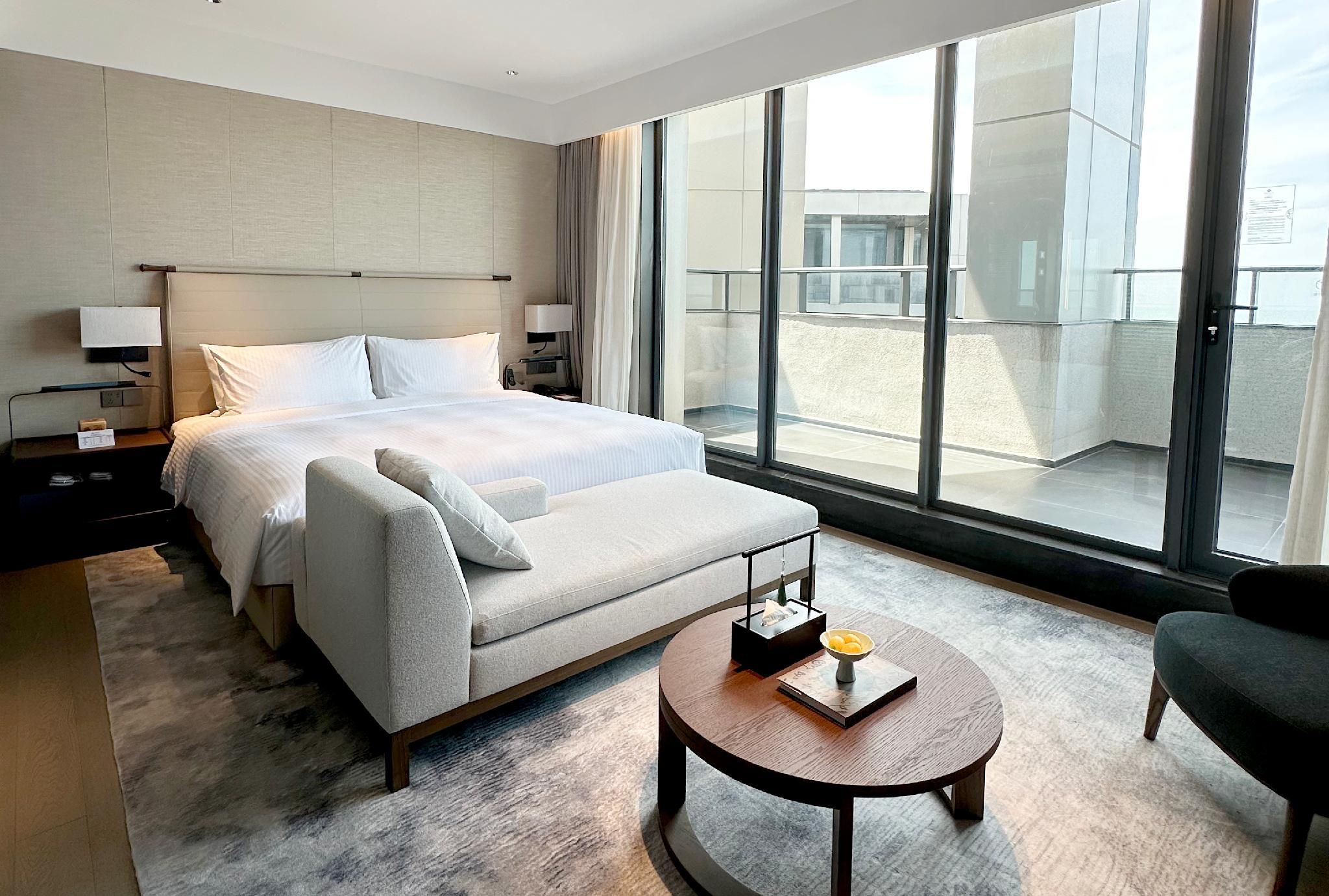 Two-Bedroom Deluxe Loft with View